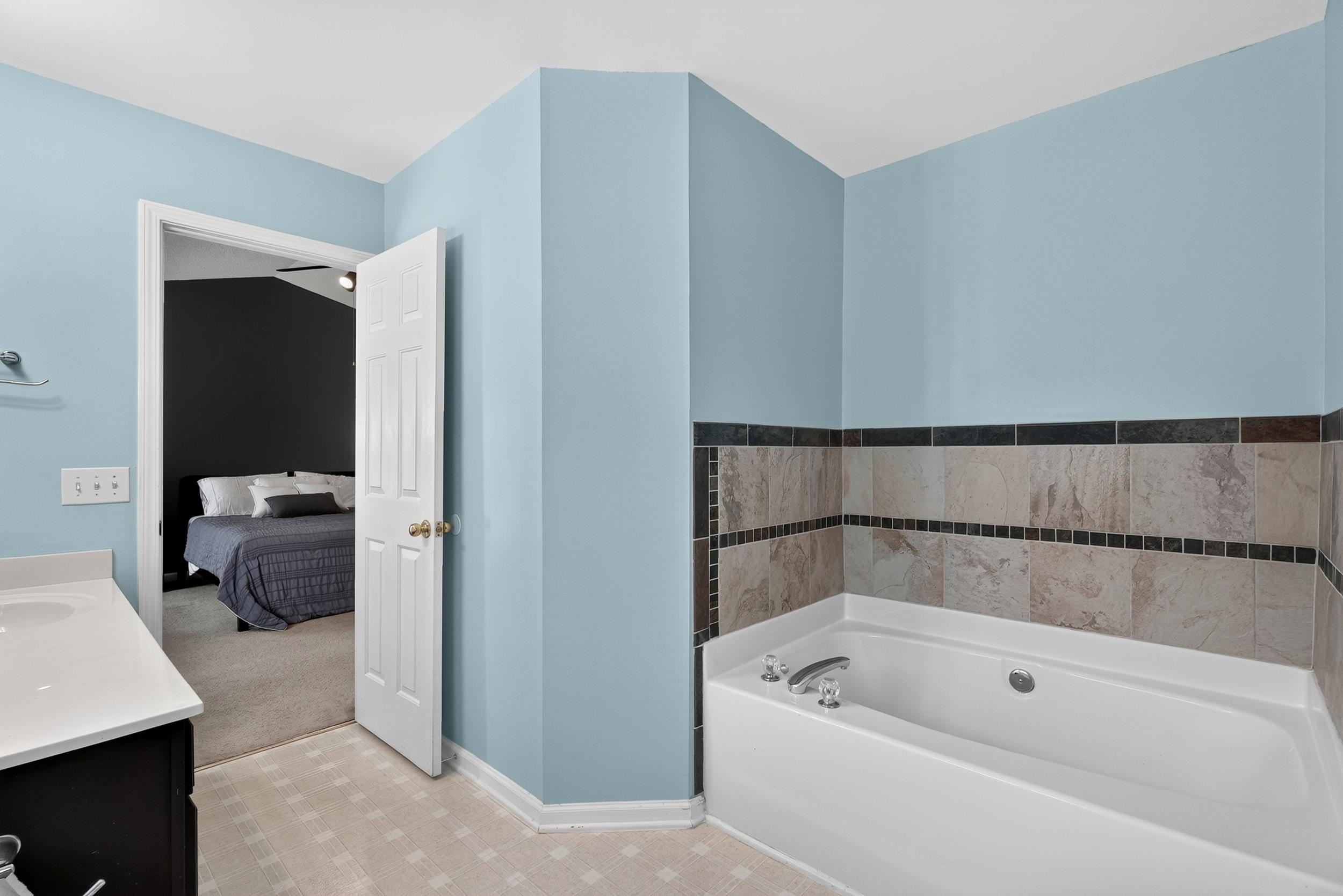 615 Eldredge Court