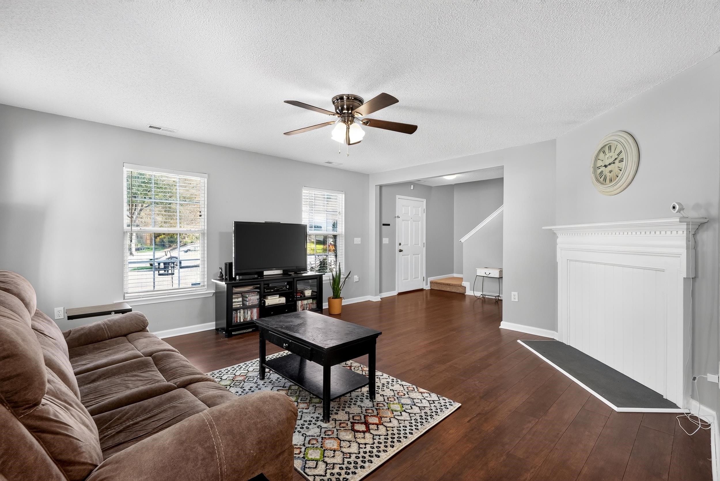 615 Eldredge Court