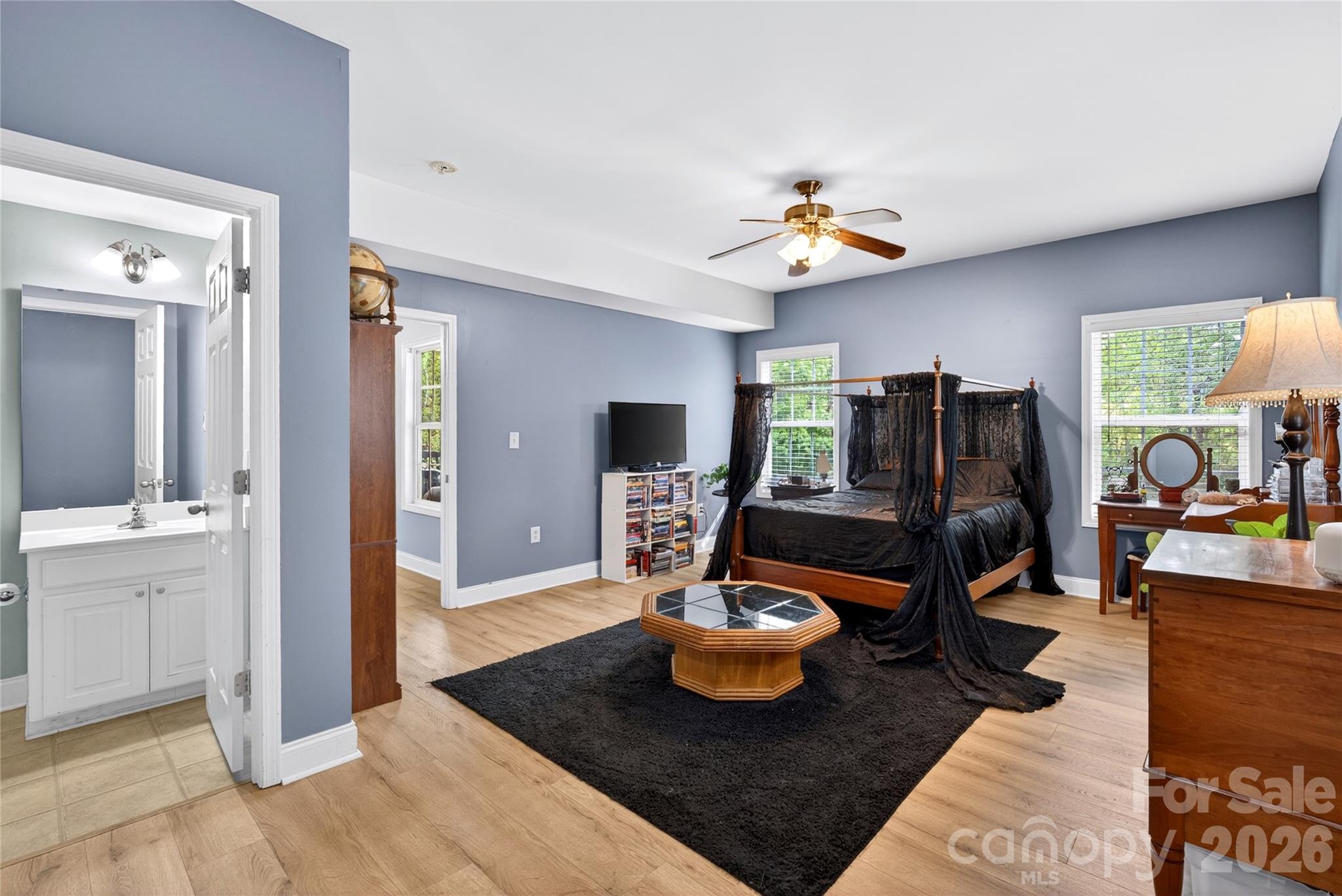133 Hidden Ridge Drive