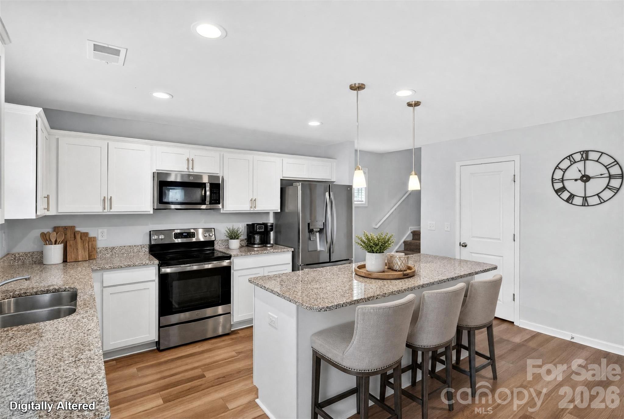 7061 Luna Mae Court