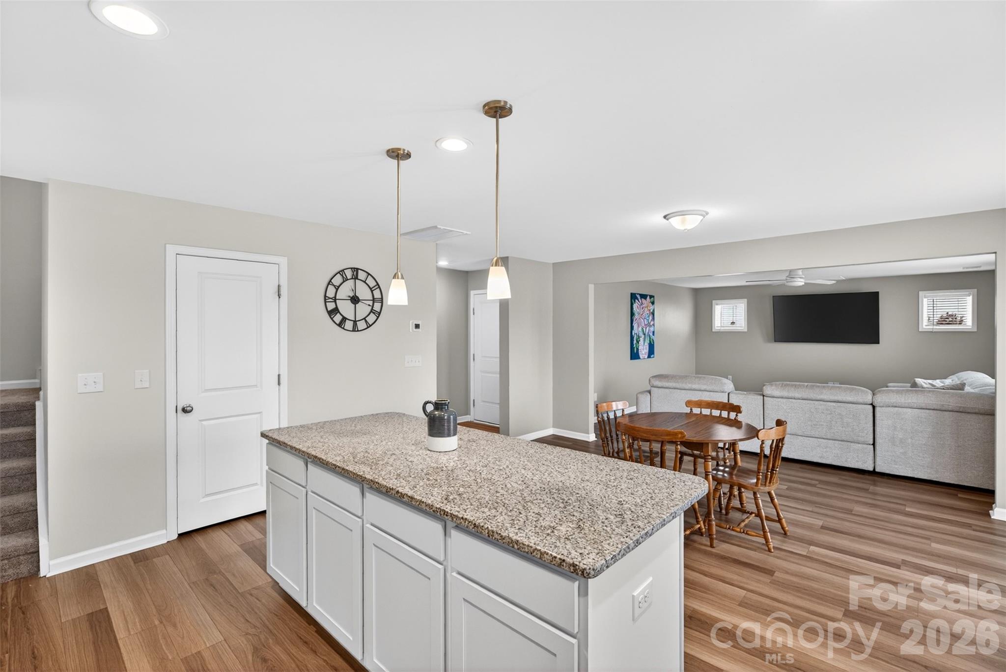 7061 Luna Mae Court