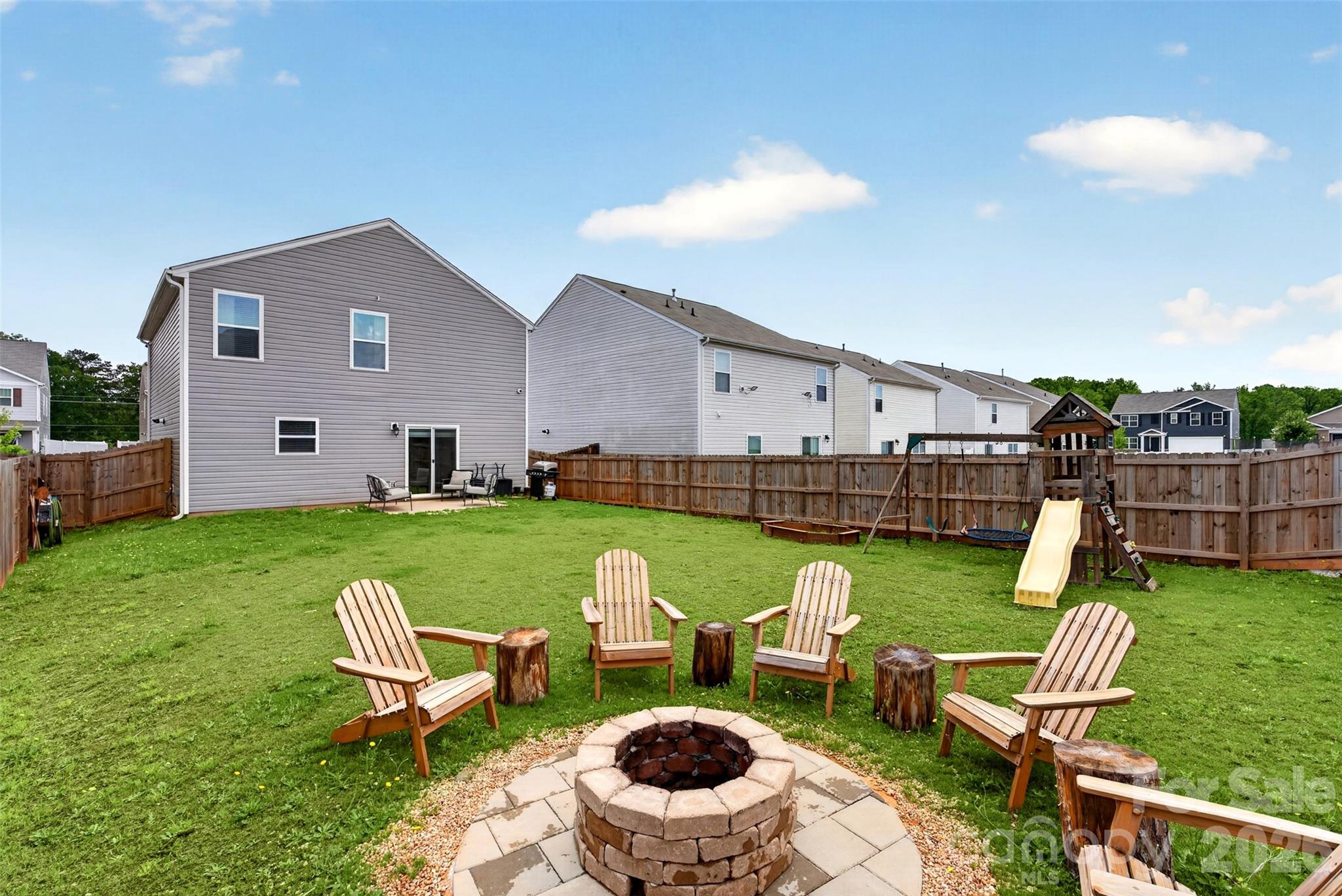 1221 Canter Place