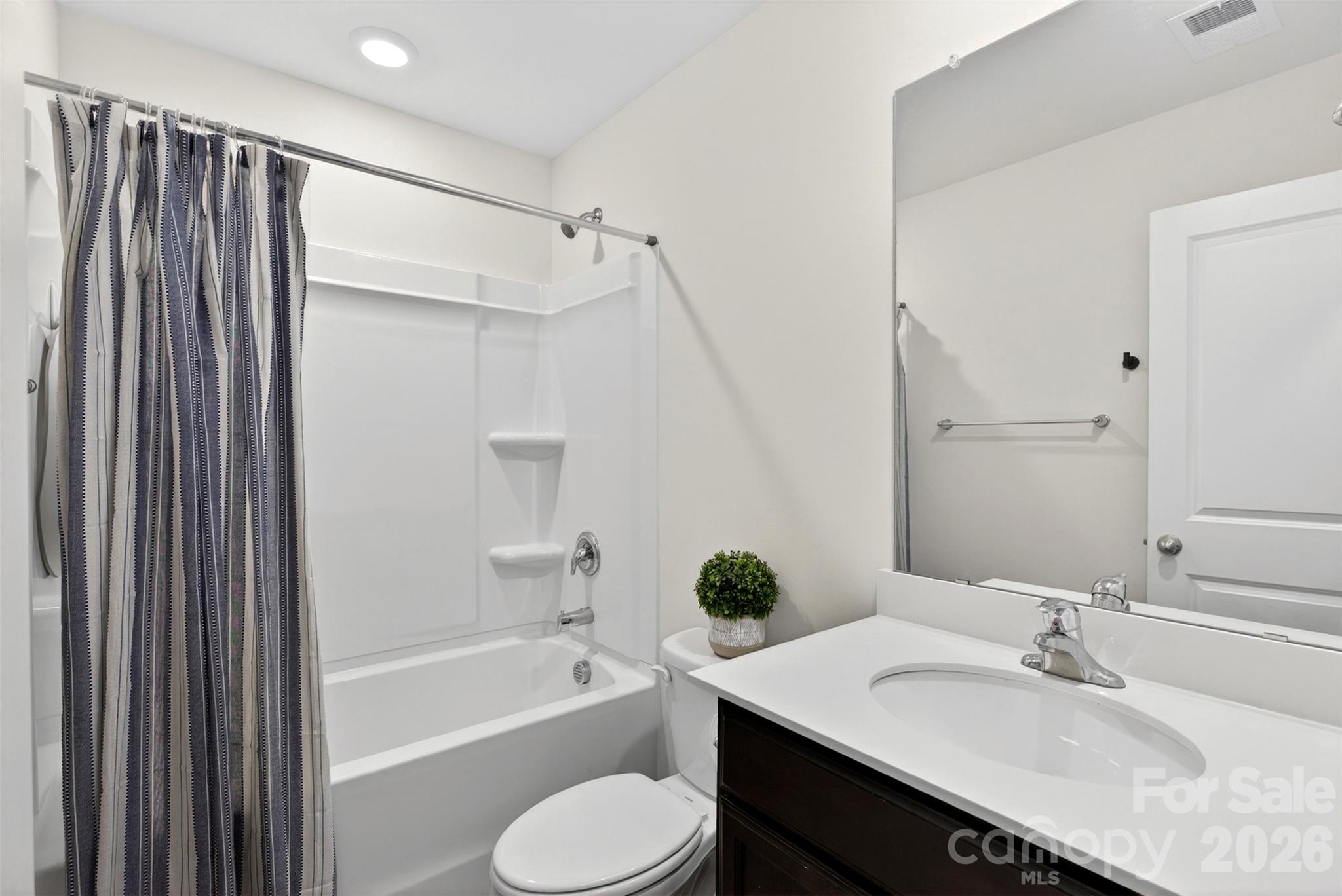 1221 Canter Place