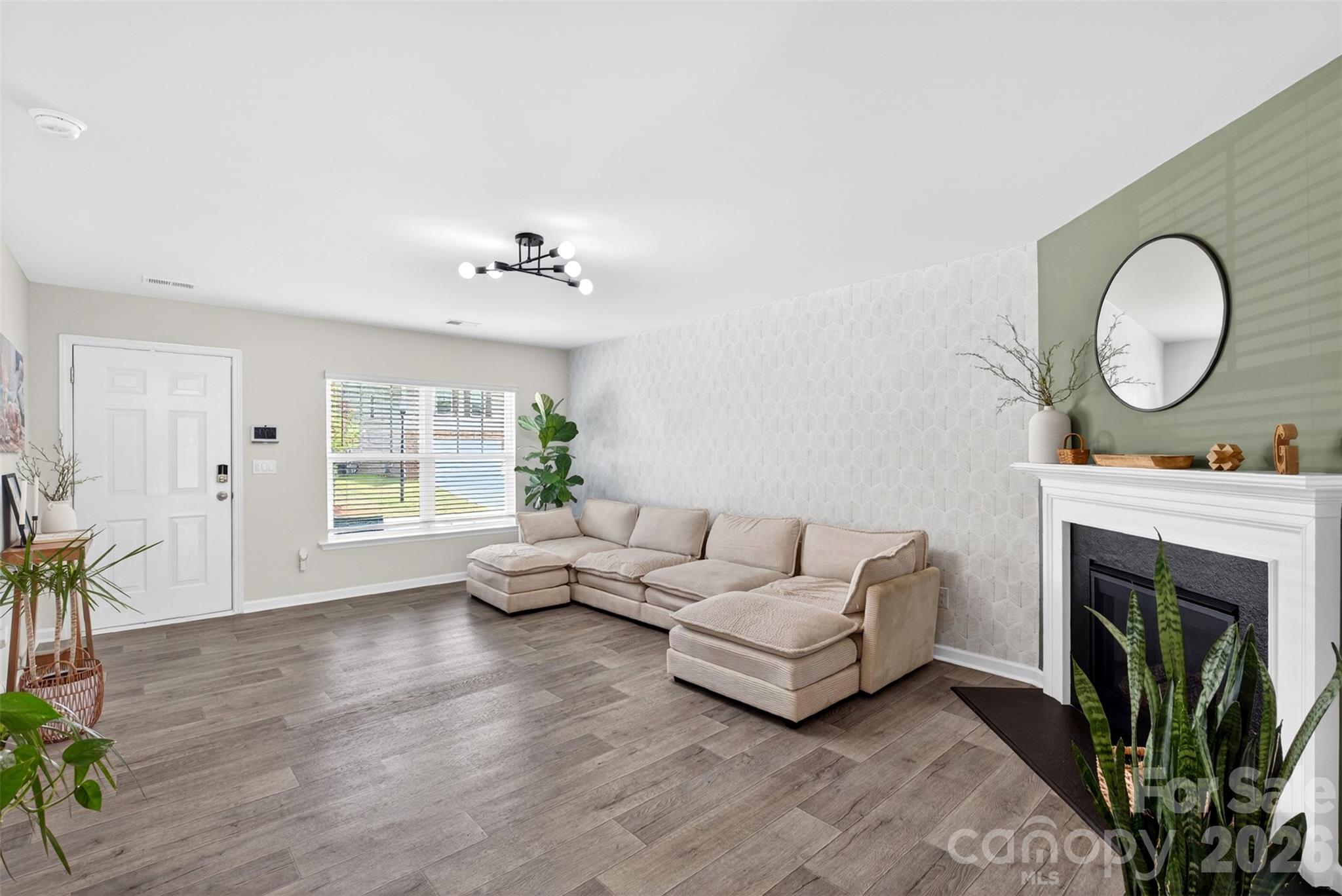 1221 Canter Place