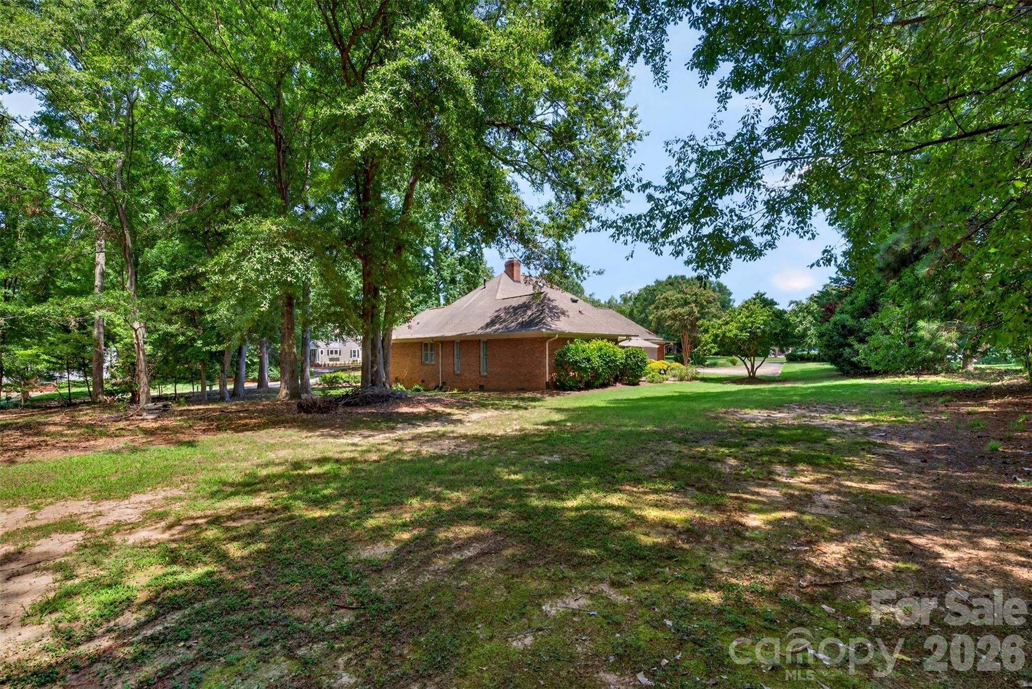 216 Muirfield Drive