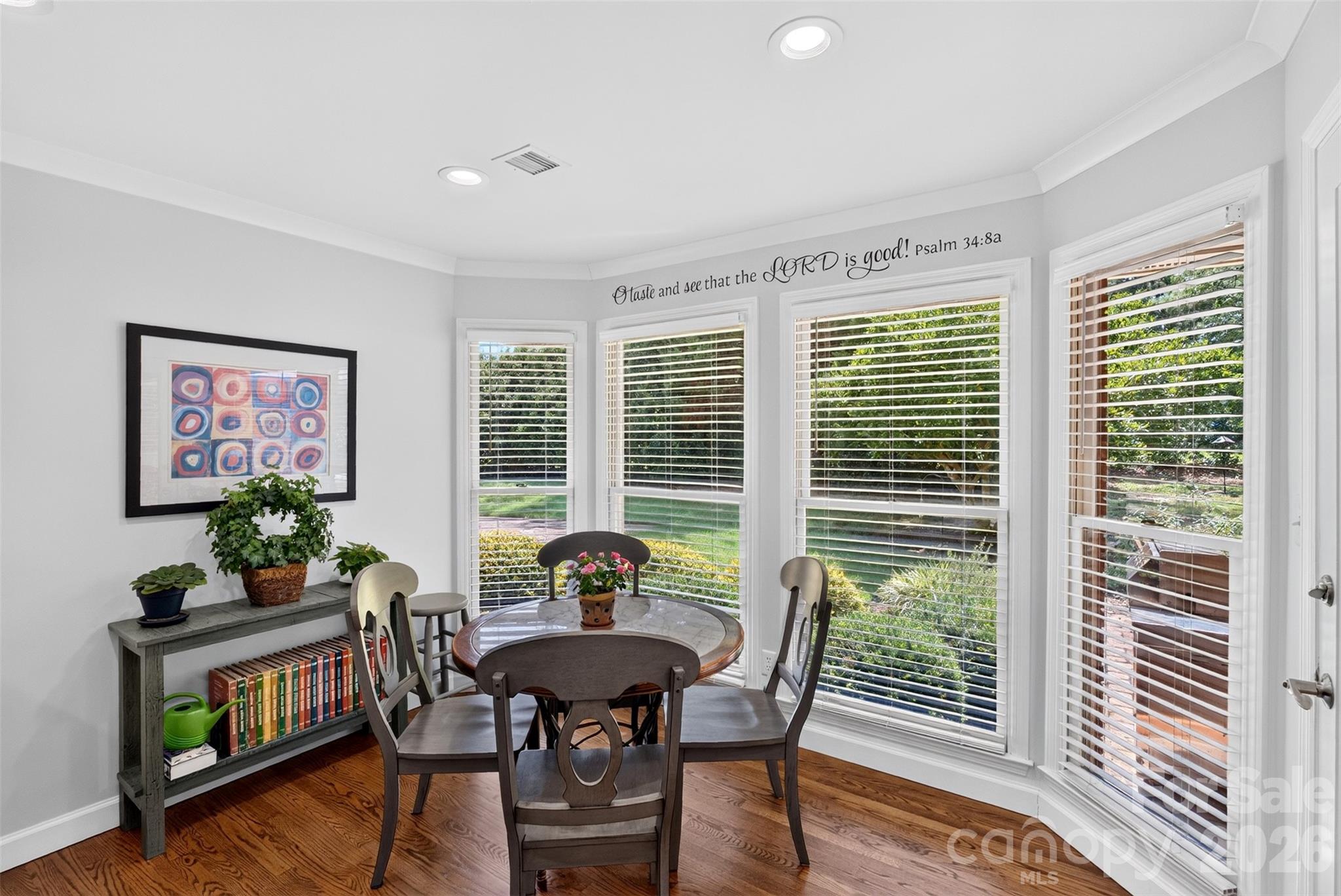 216 Muirfield Drive