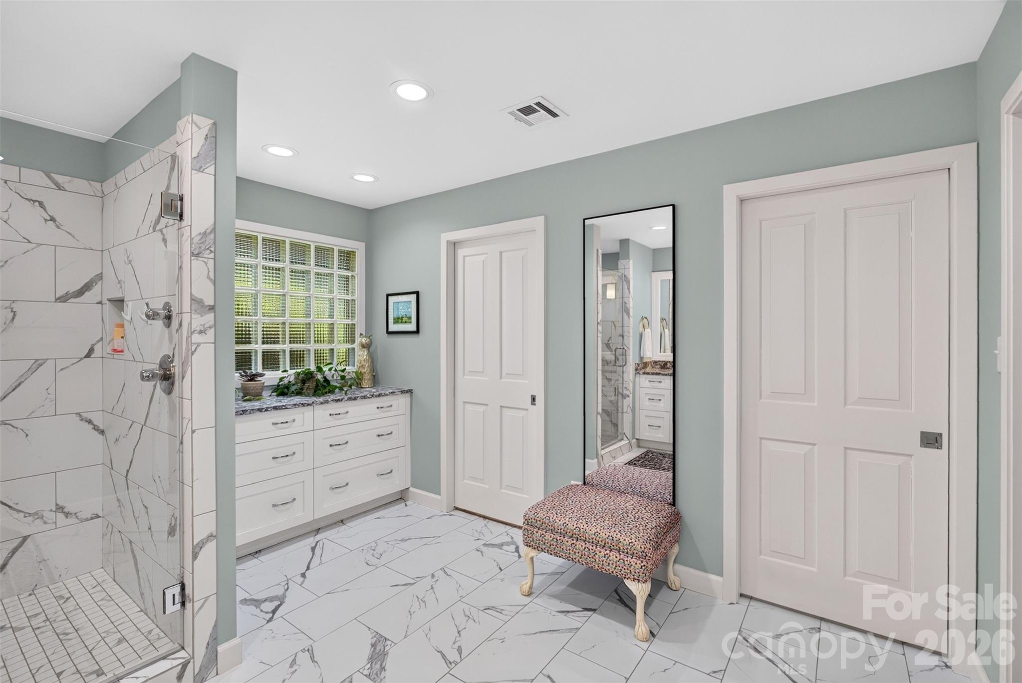216 Muirfield Drive