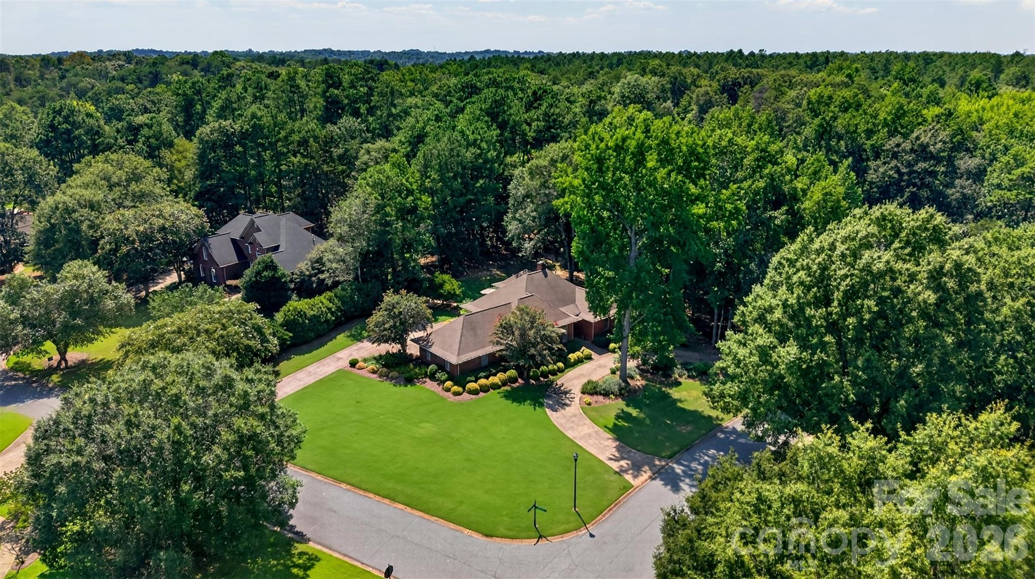 216 Muirfield Drive