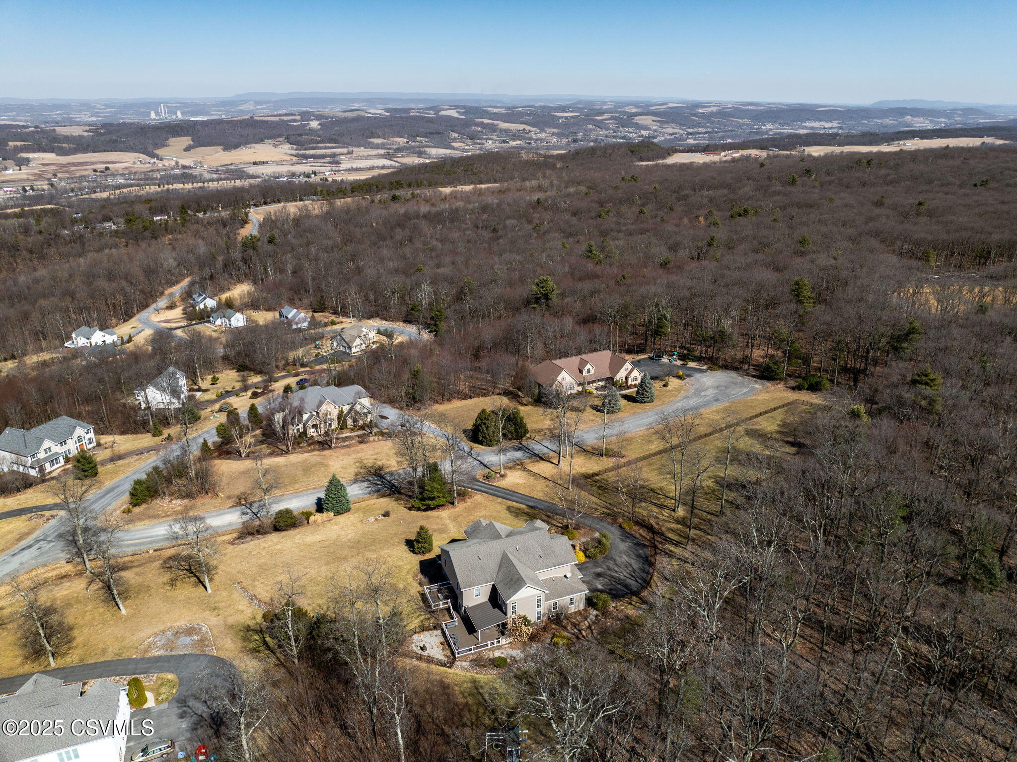 12 E OAKWOOD Drive