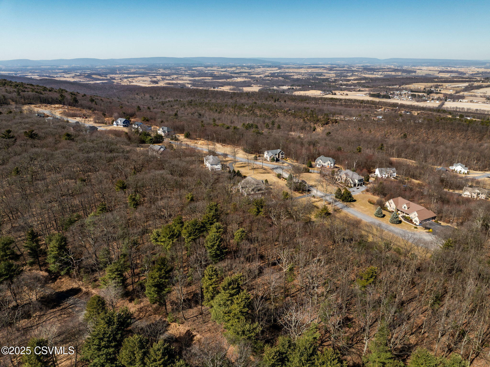 12 E OAKWOOD Drive