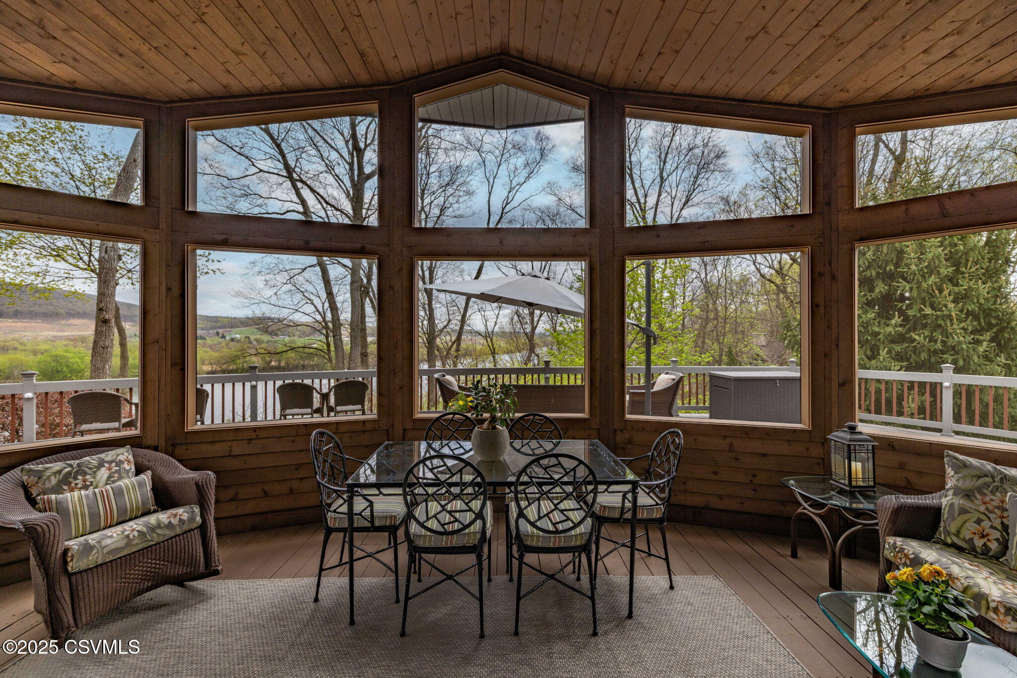 225 MOSER Lane