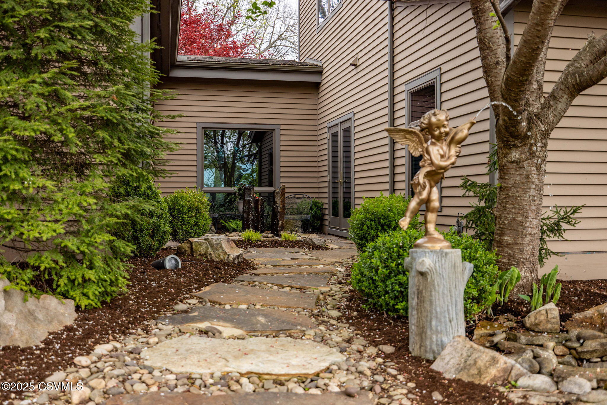 225 MOSER Lane