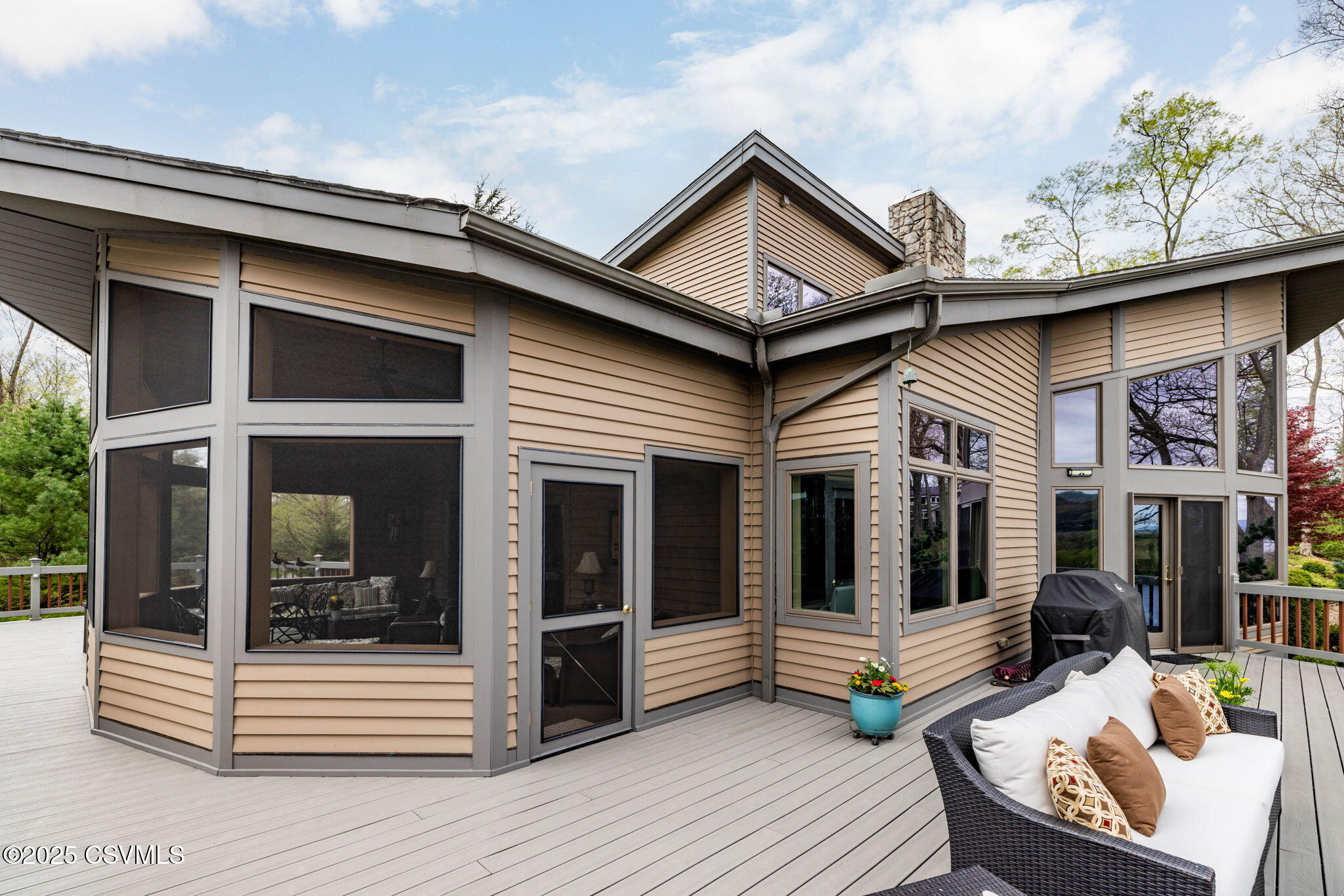 225 MOSER Lane