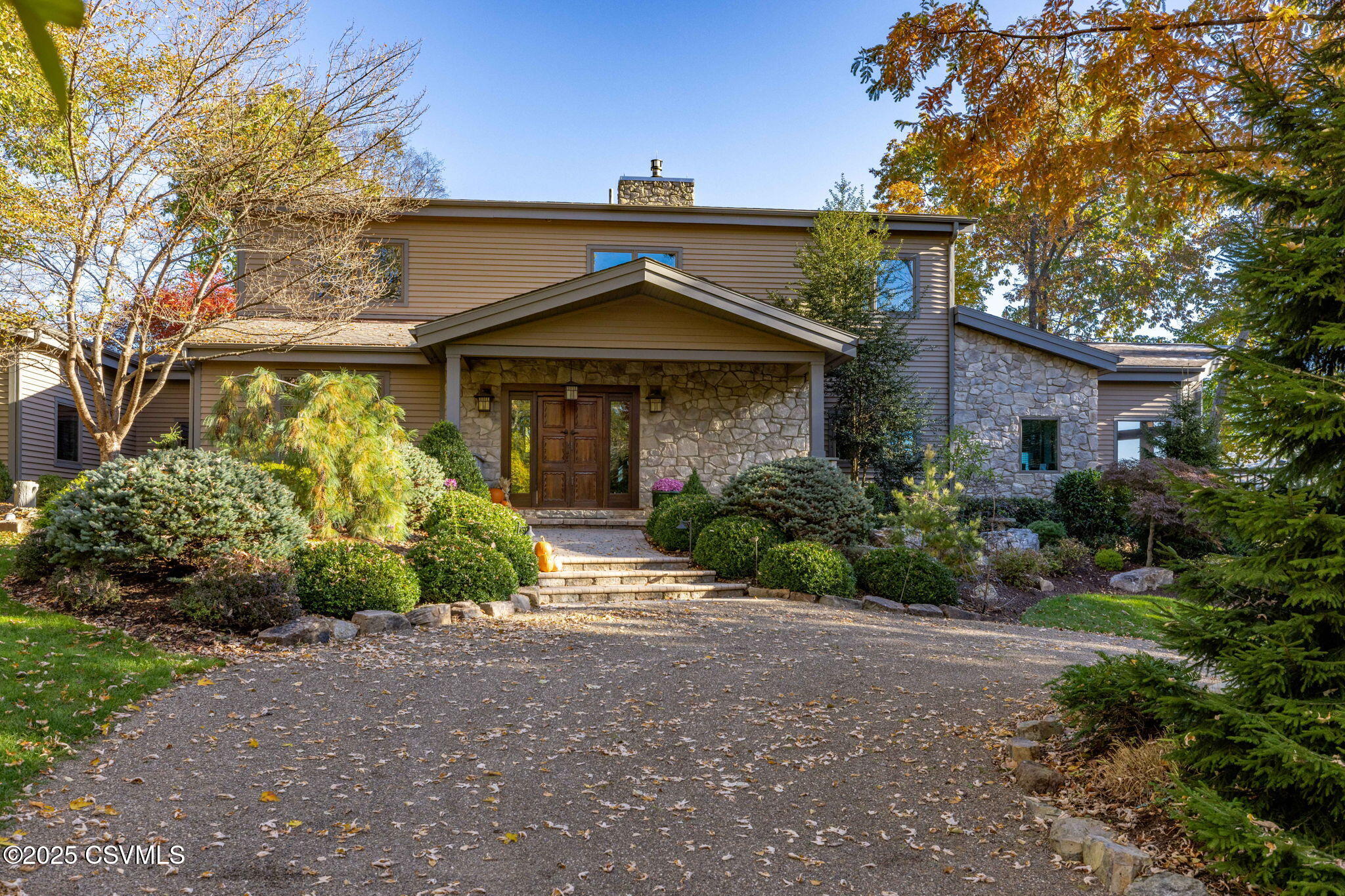 225 MOSER Lane