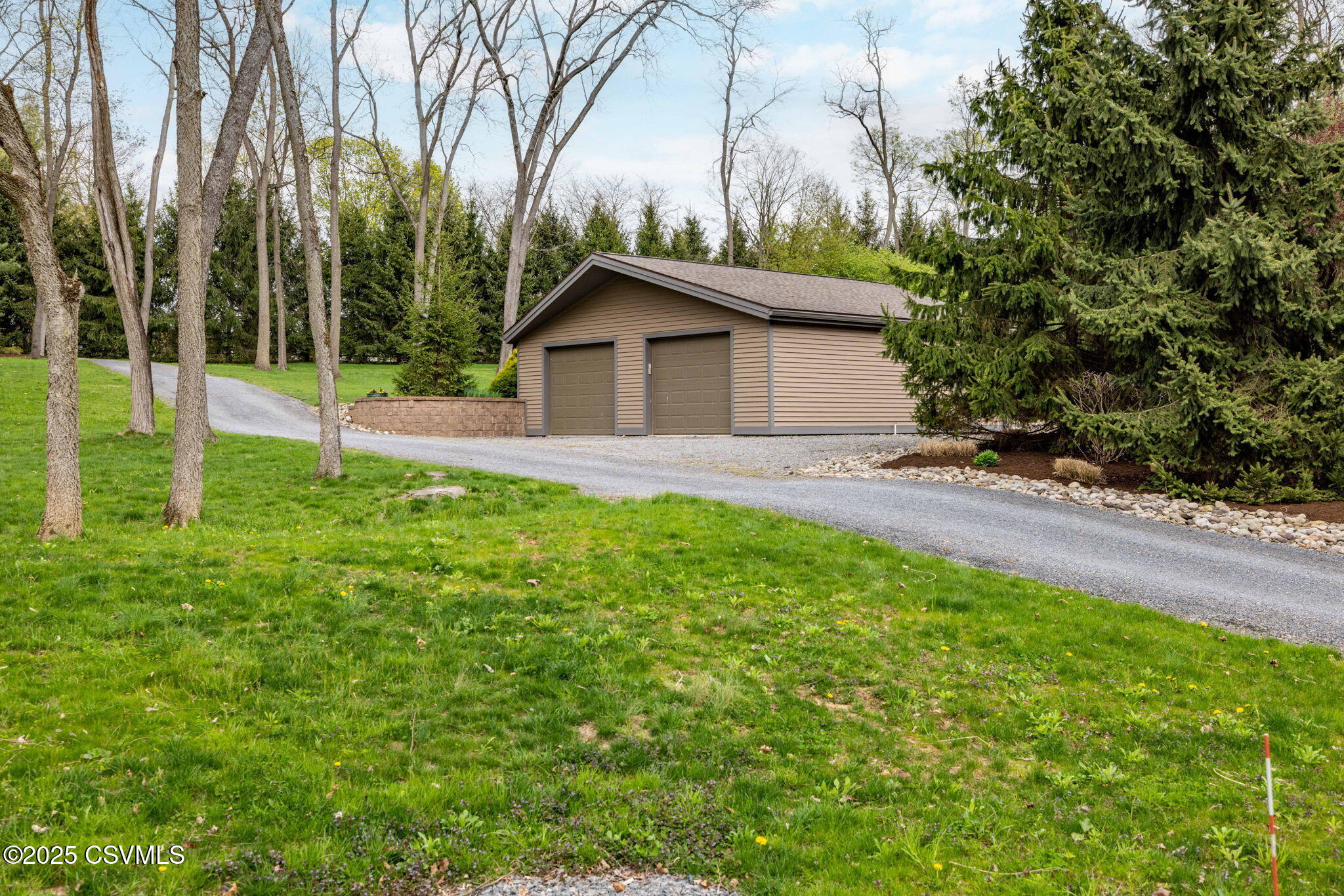 225 MOSER Lane