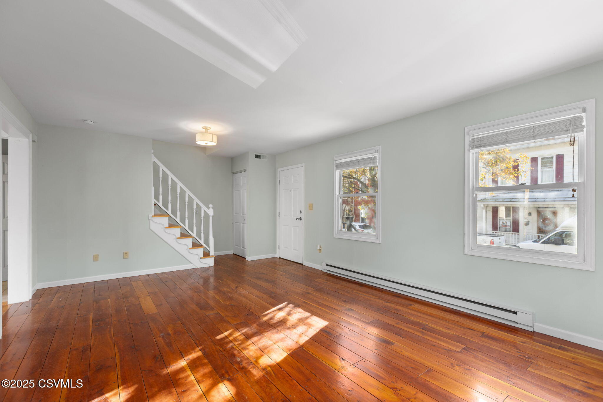 230 N 4TH Street