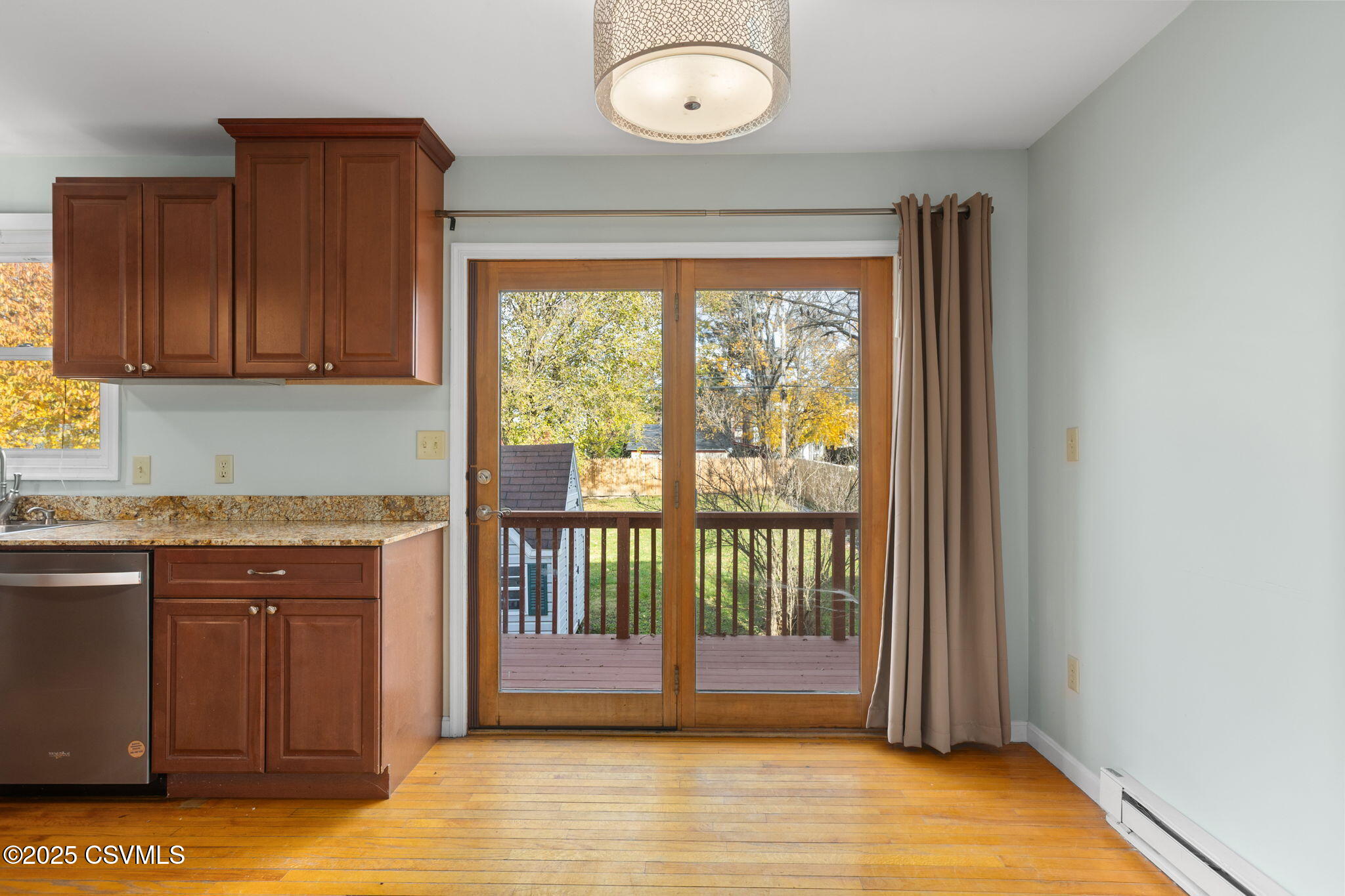230 N 4TH Street