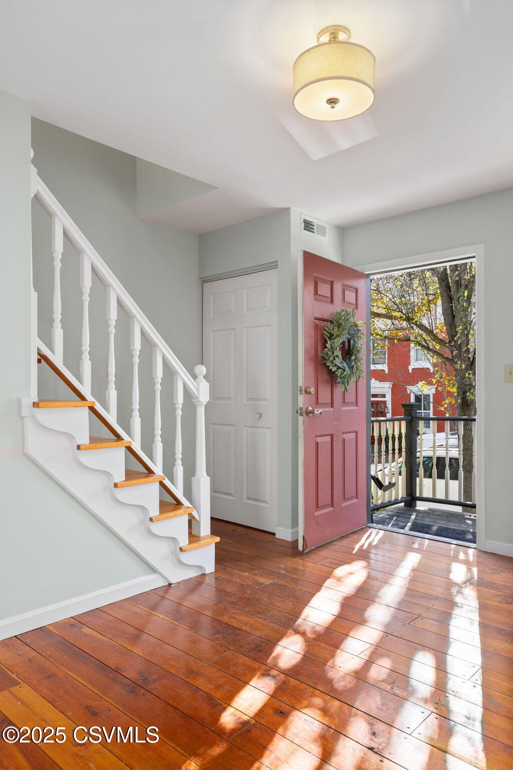 230 N 4TH Street