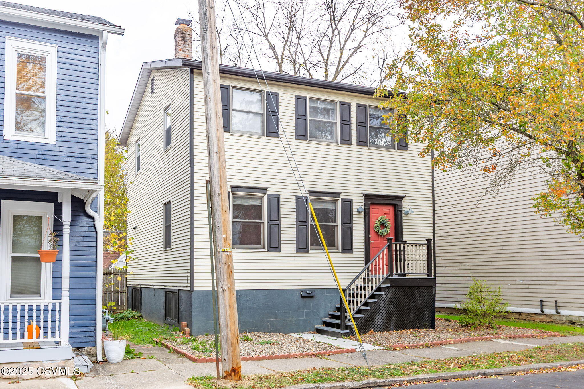230 N 4TH Street