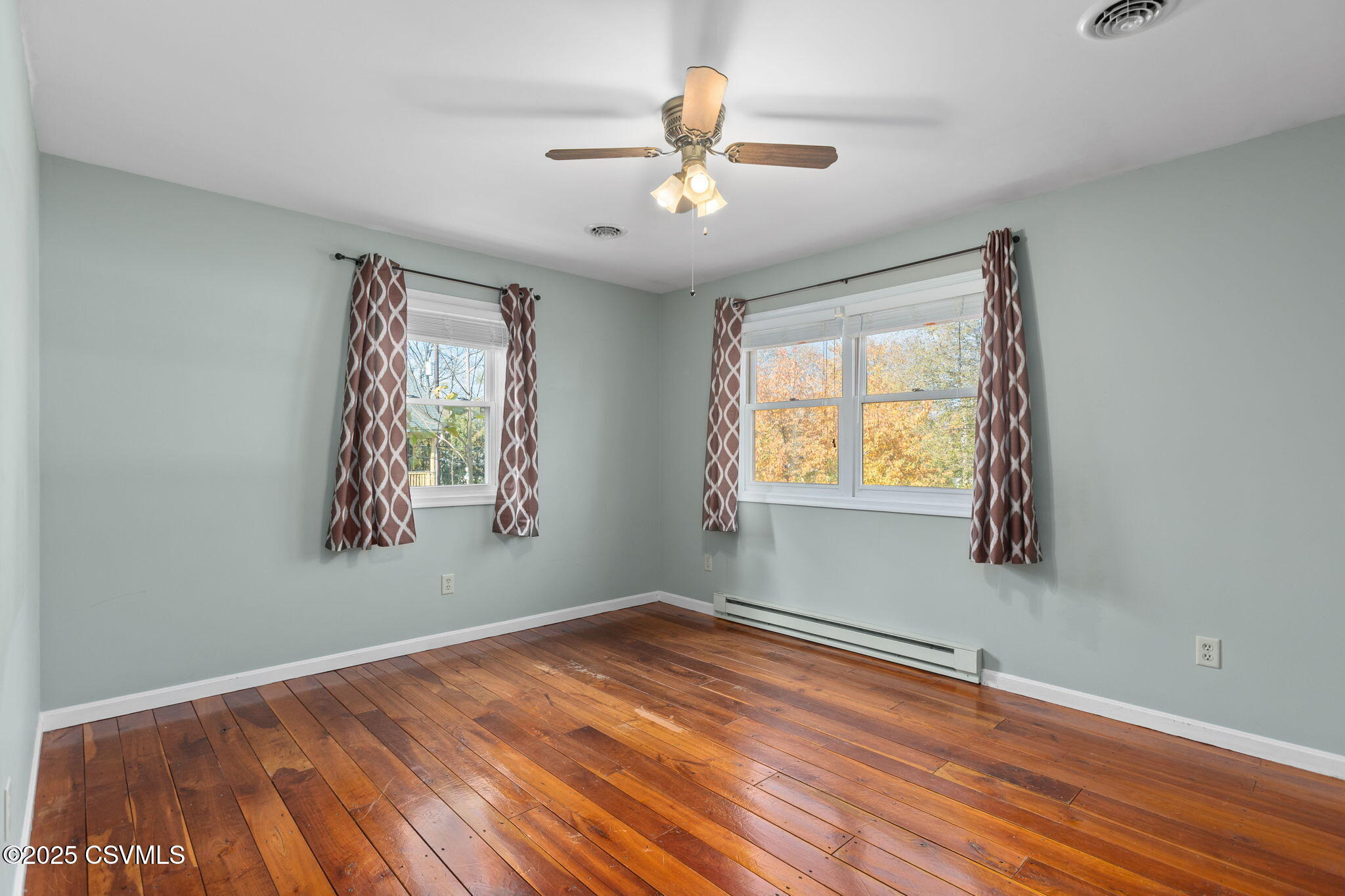 230 N 4TH Street