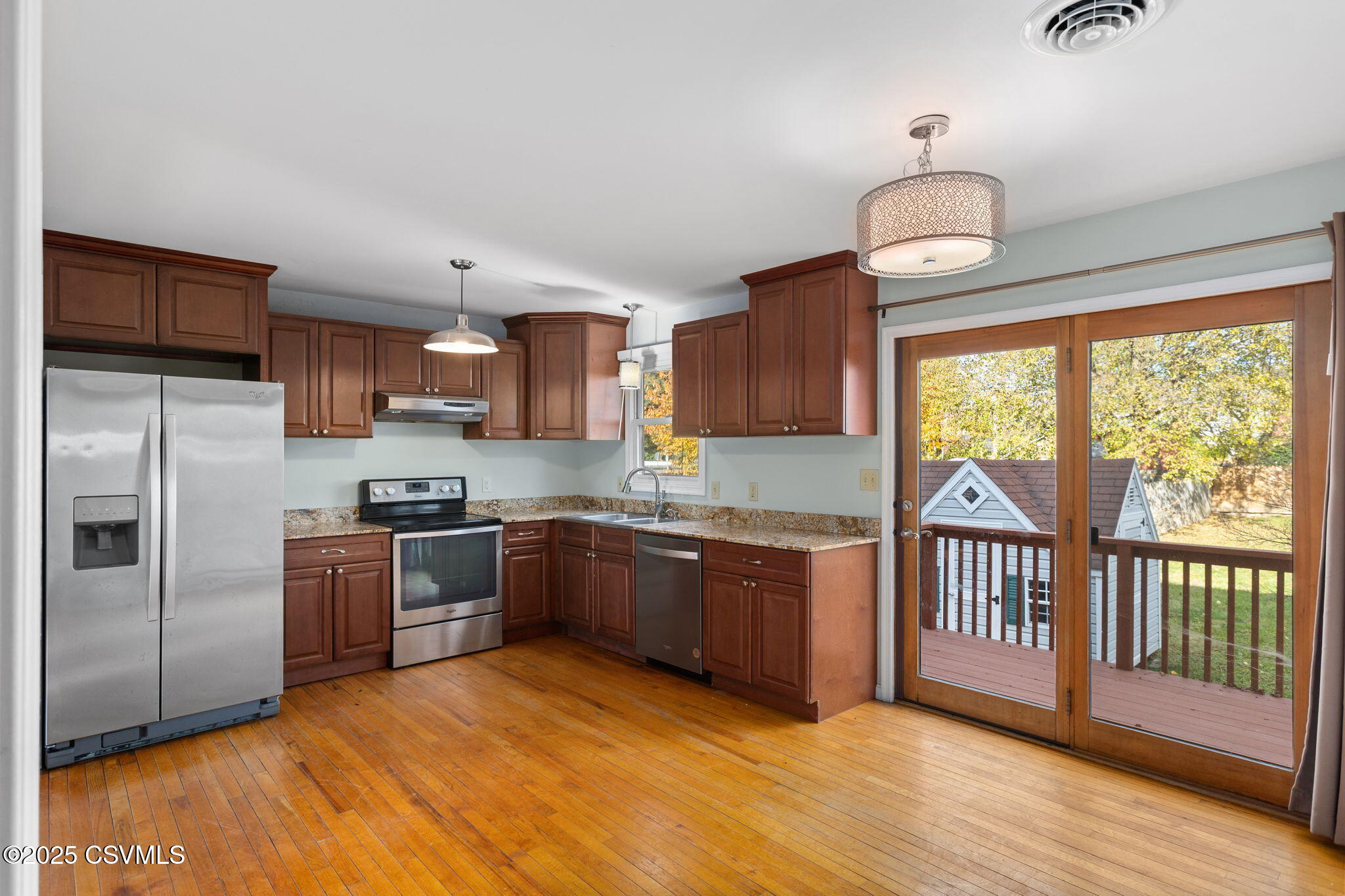 230 N 4TH Street