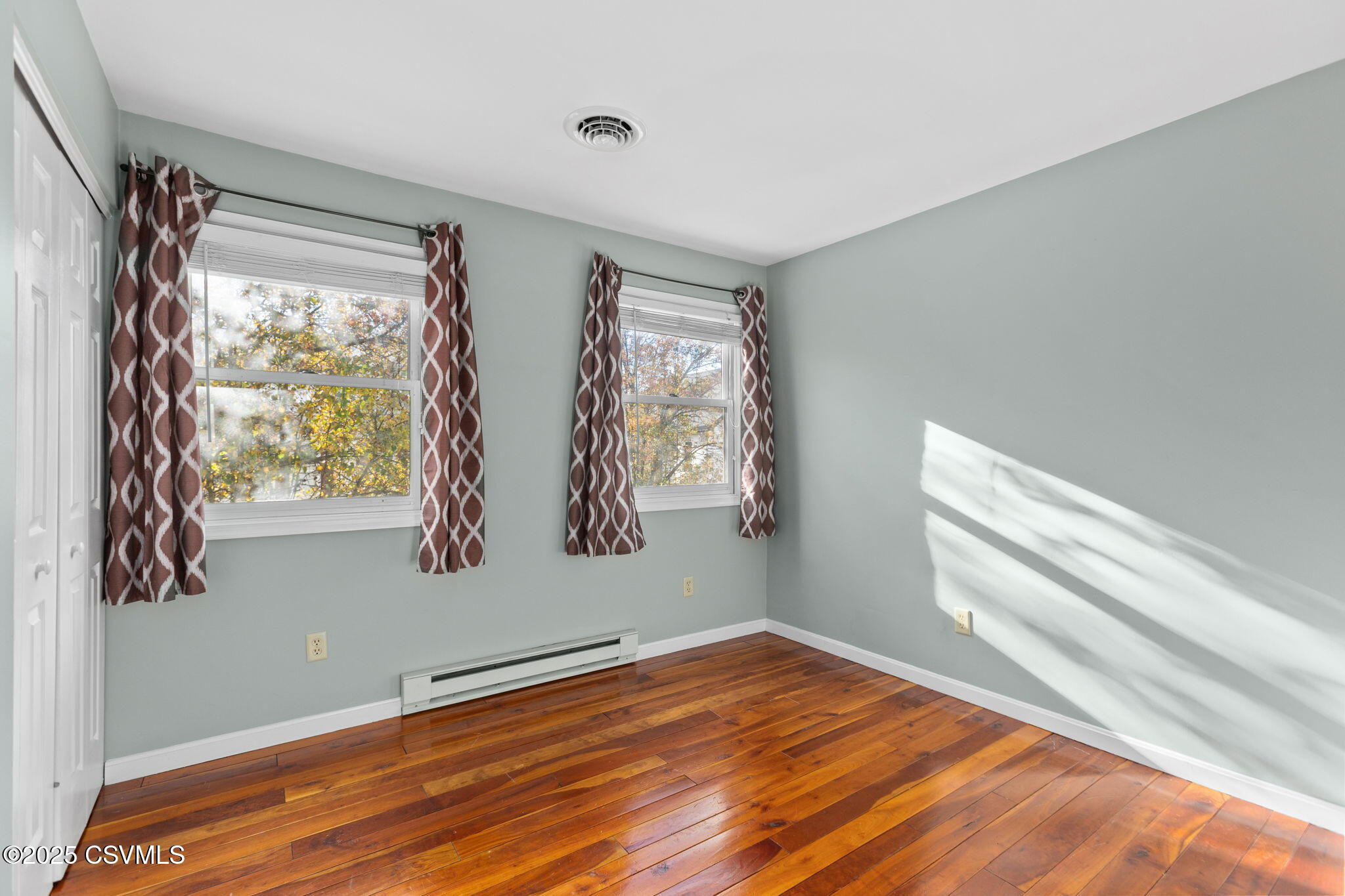 230 N 4TH Street