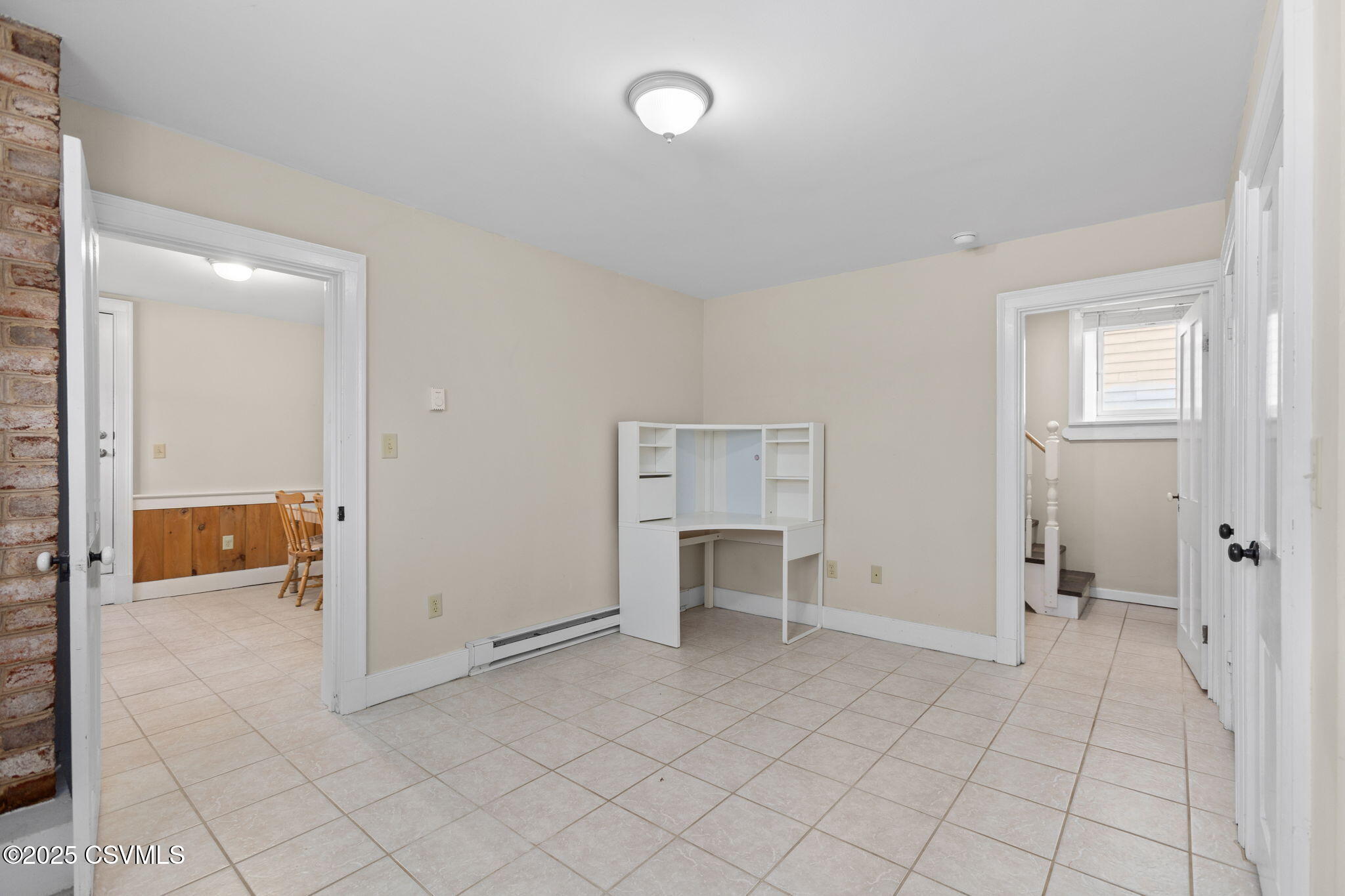 230 N 4TH Street
