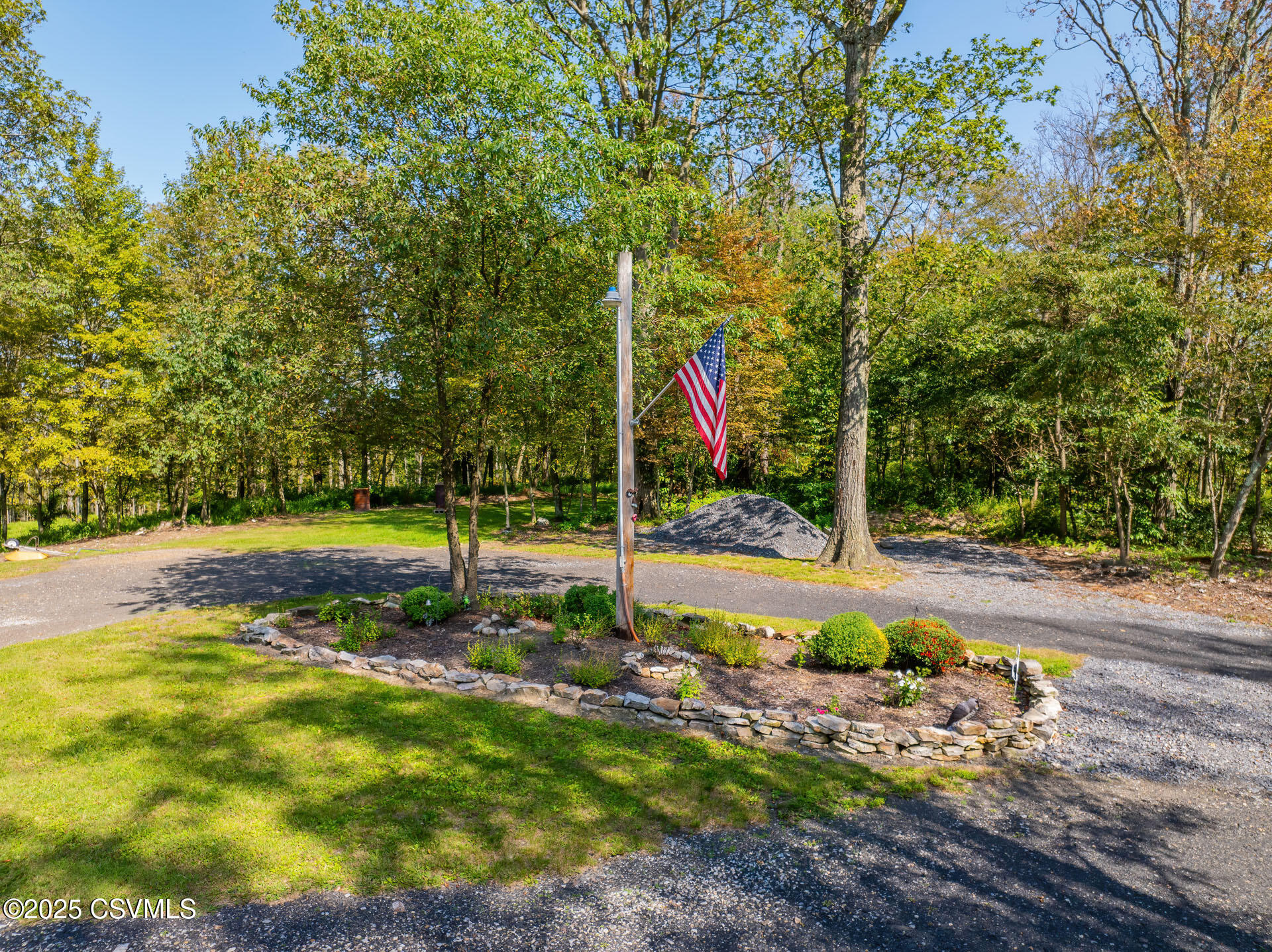 85 DEER RIDGE Lane