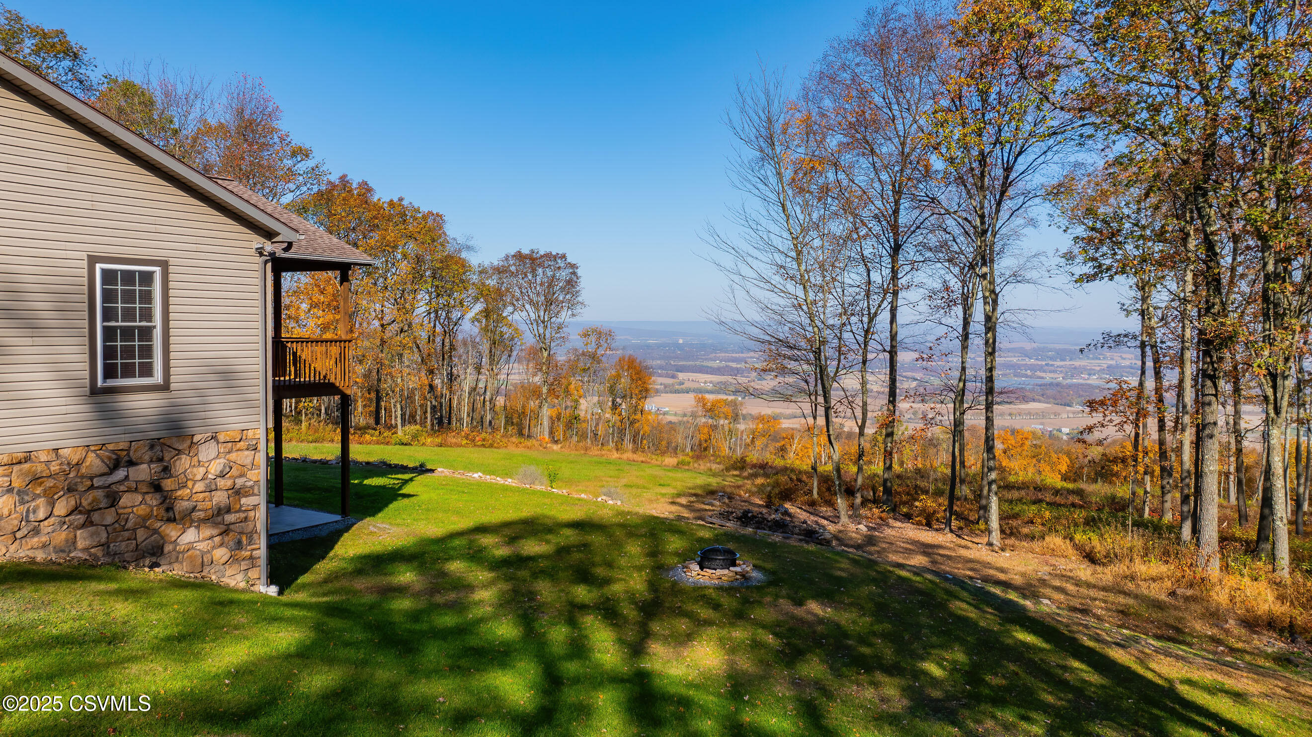 85 DEER RIDGE Lane