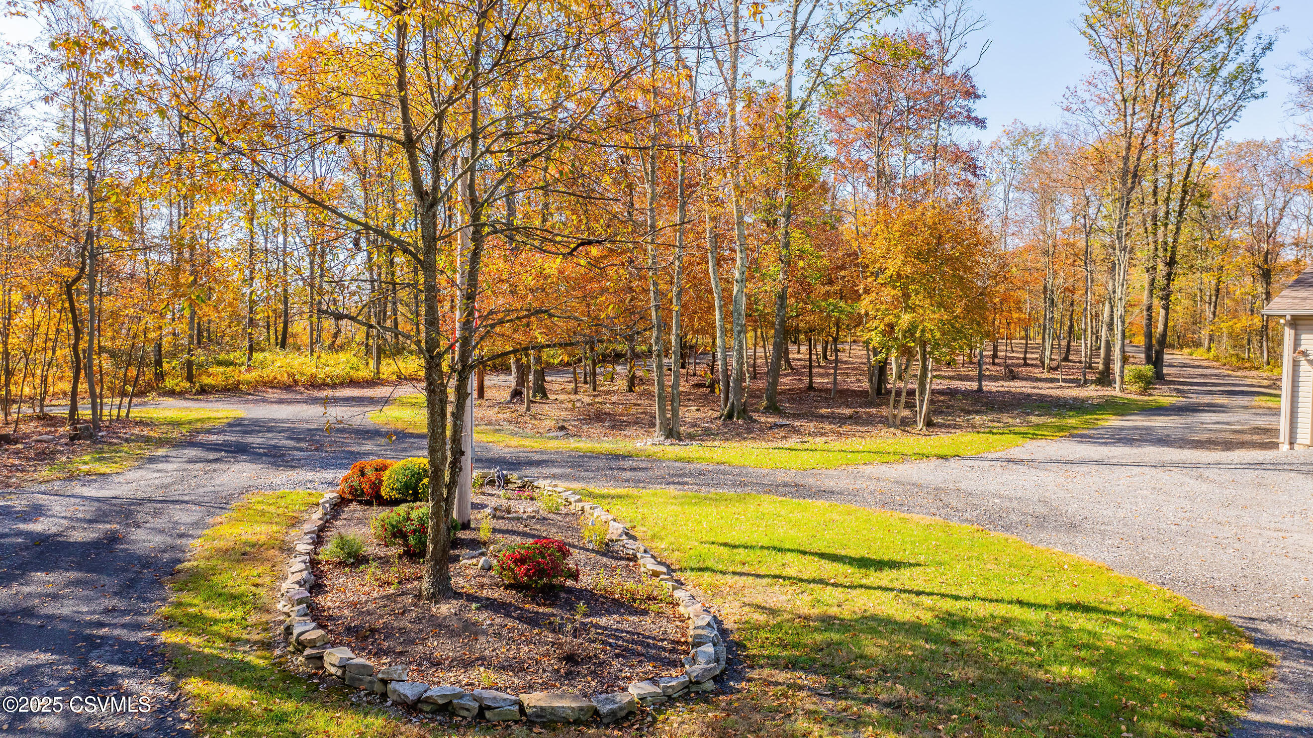 85 DEER RIDGE Lane