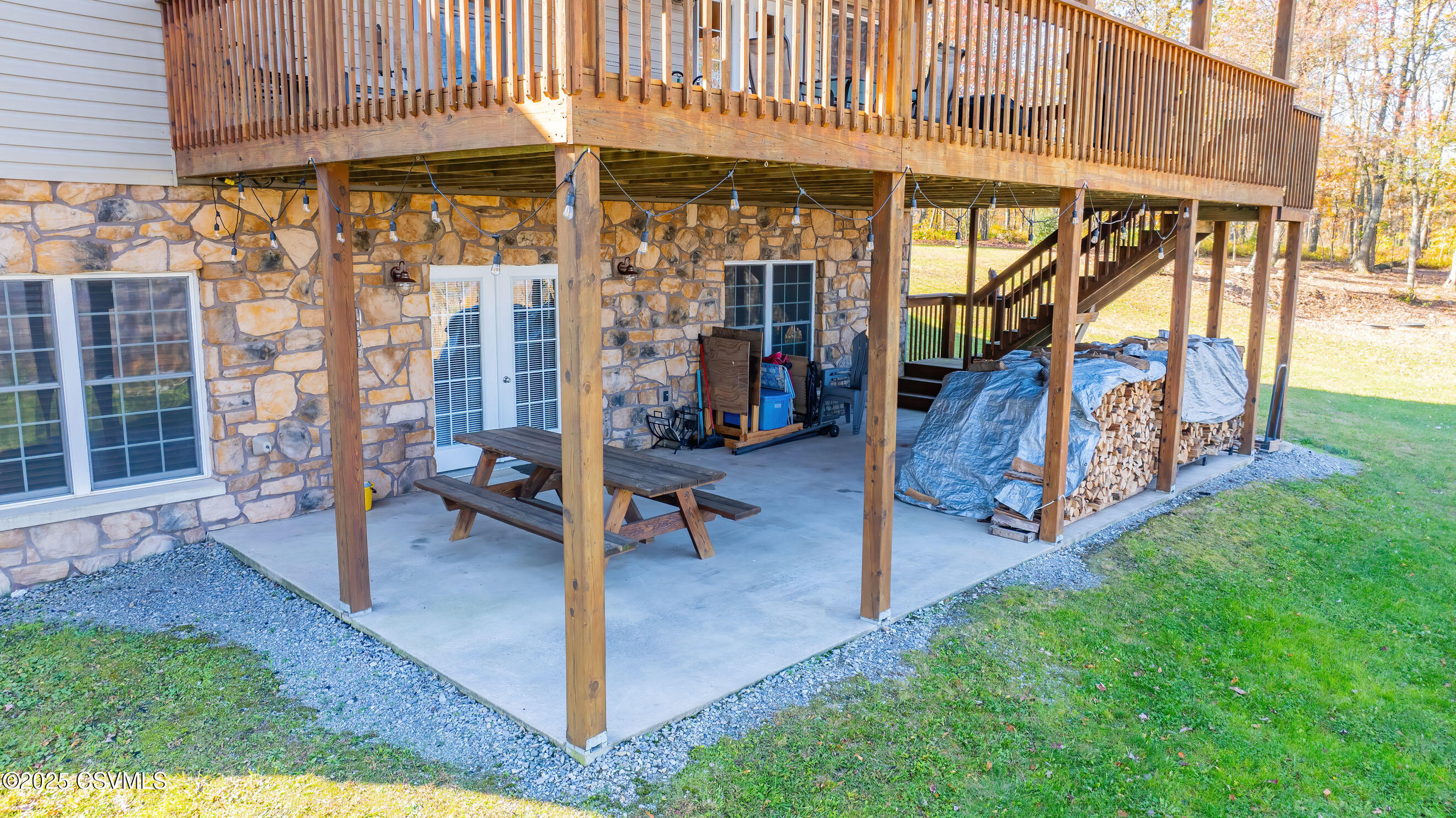 85 DEER RIDGE Lane