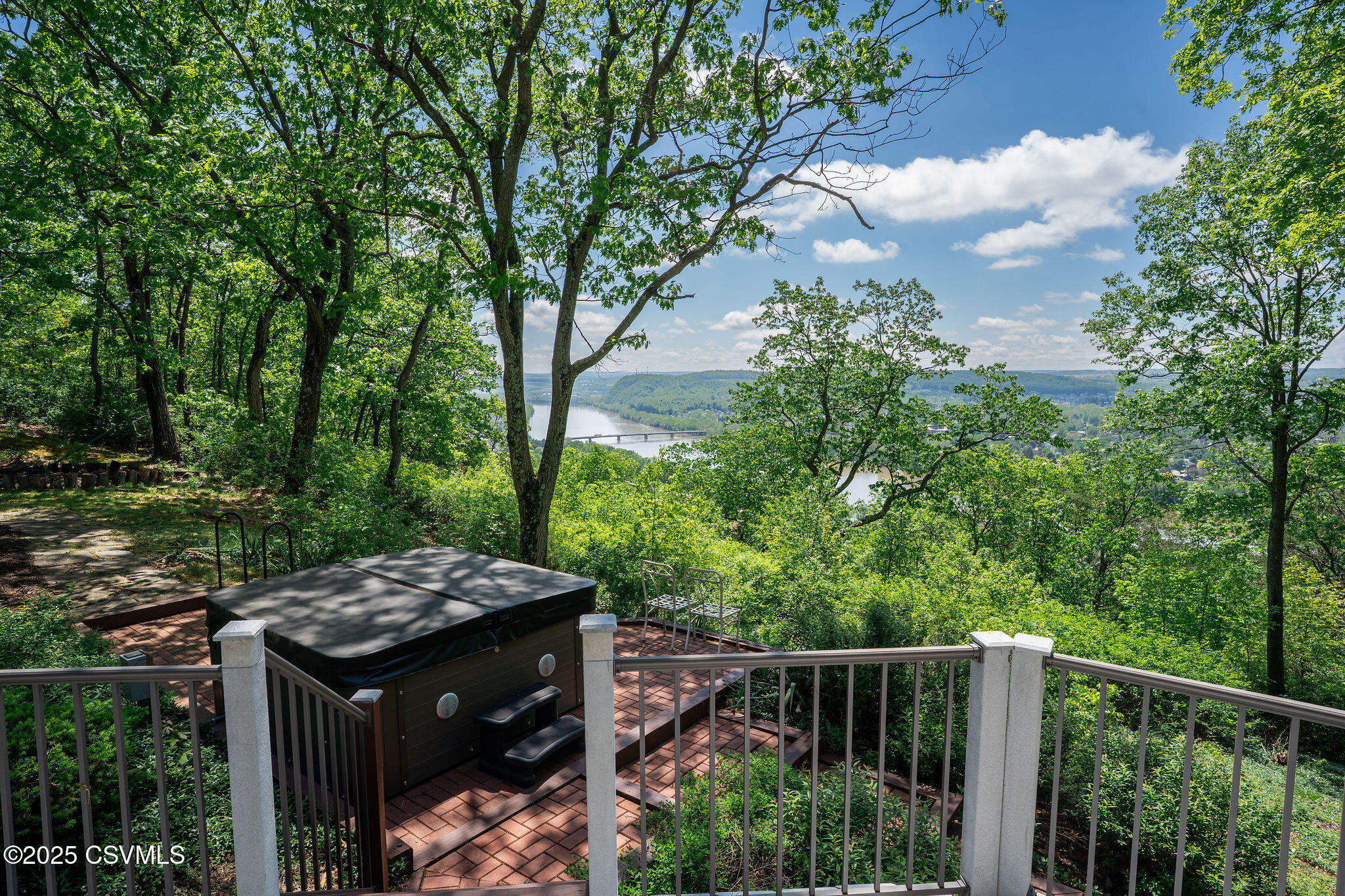 78 TRILLIUM Lane