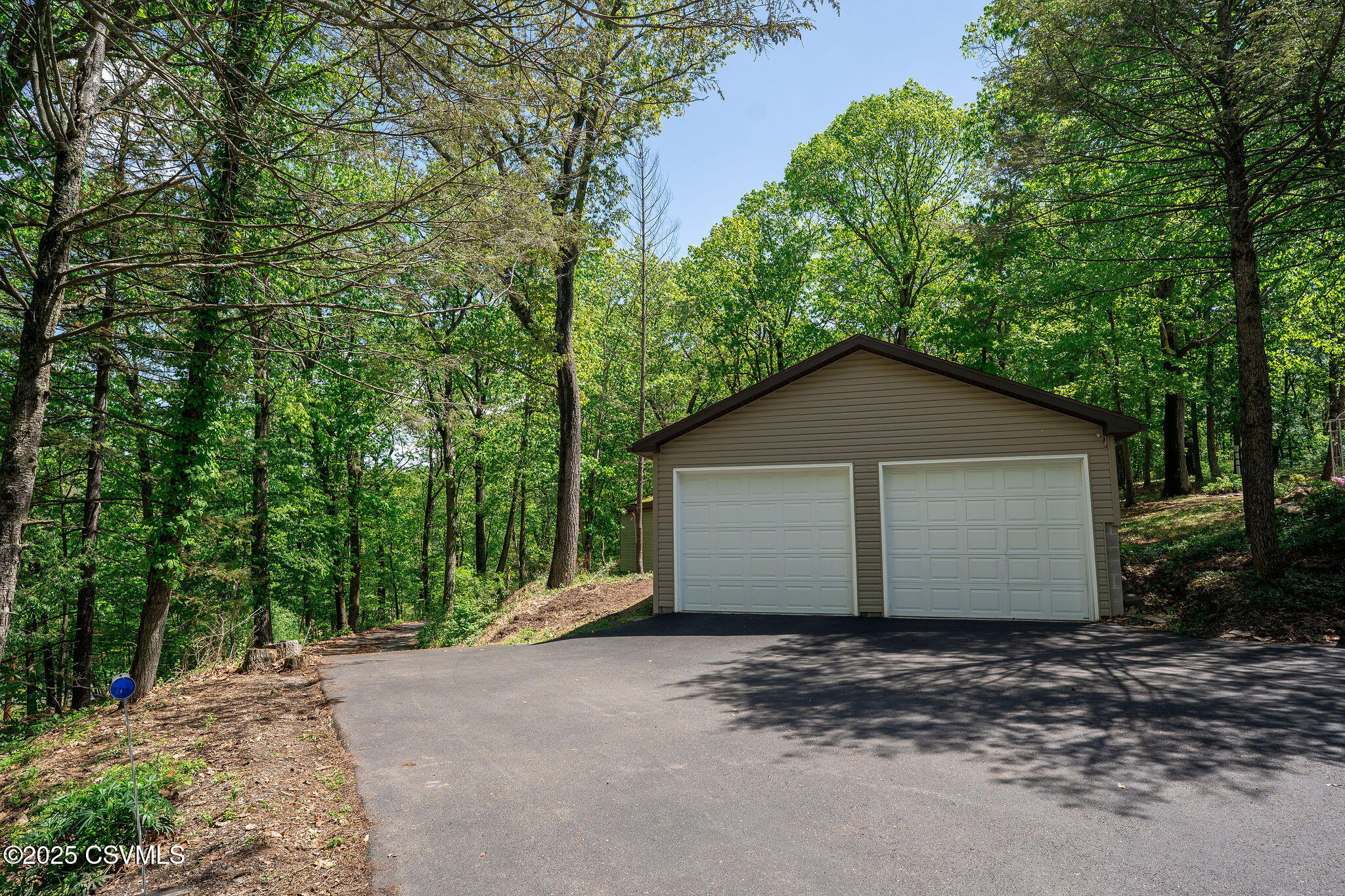 78 TRILLIUM Lane