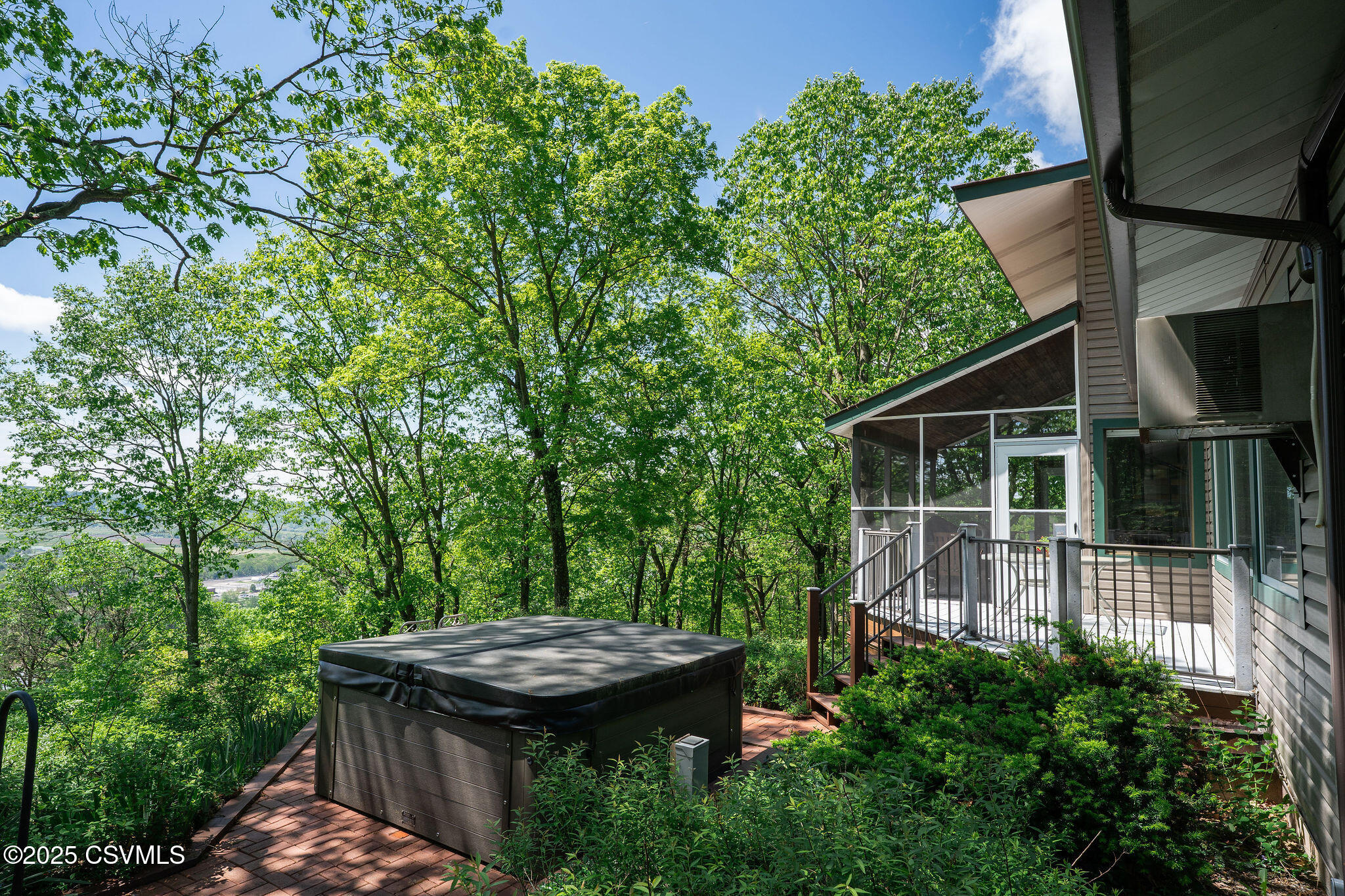 78 TRILLIUM Lane