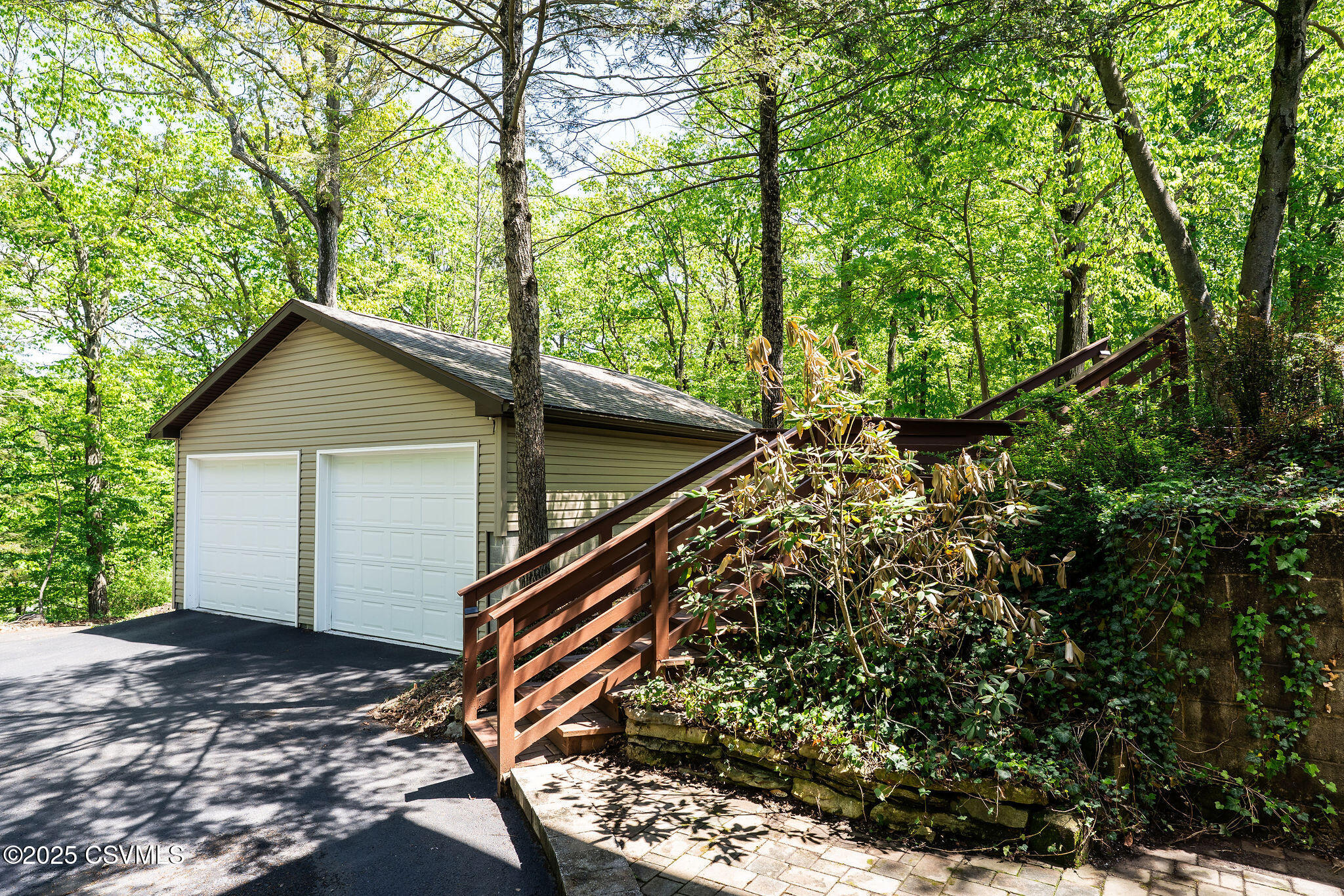 78 TRILLIUM Lane