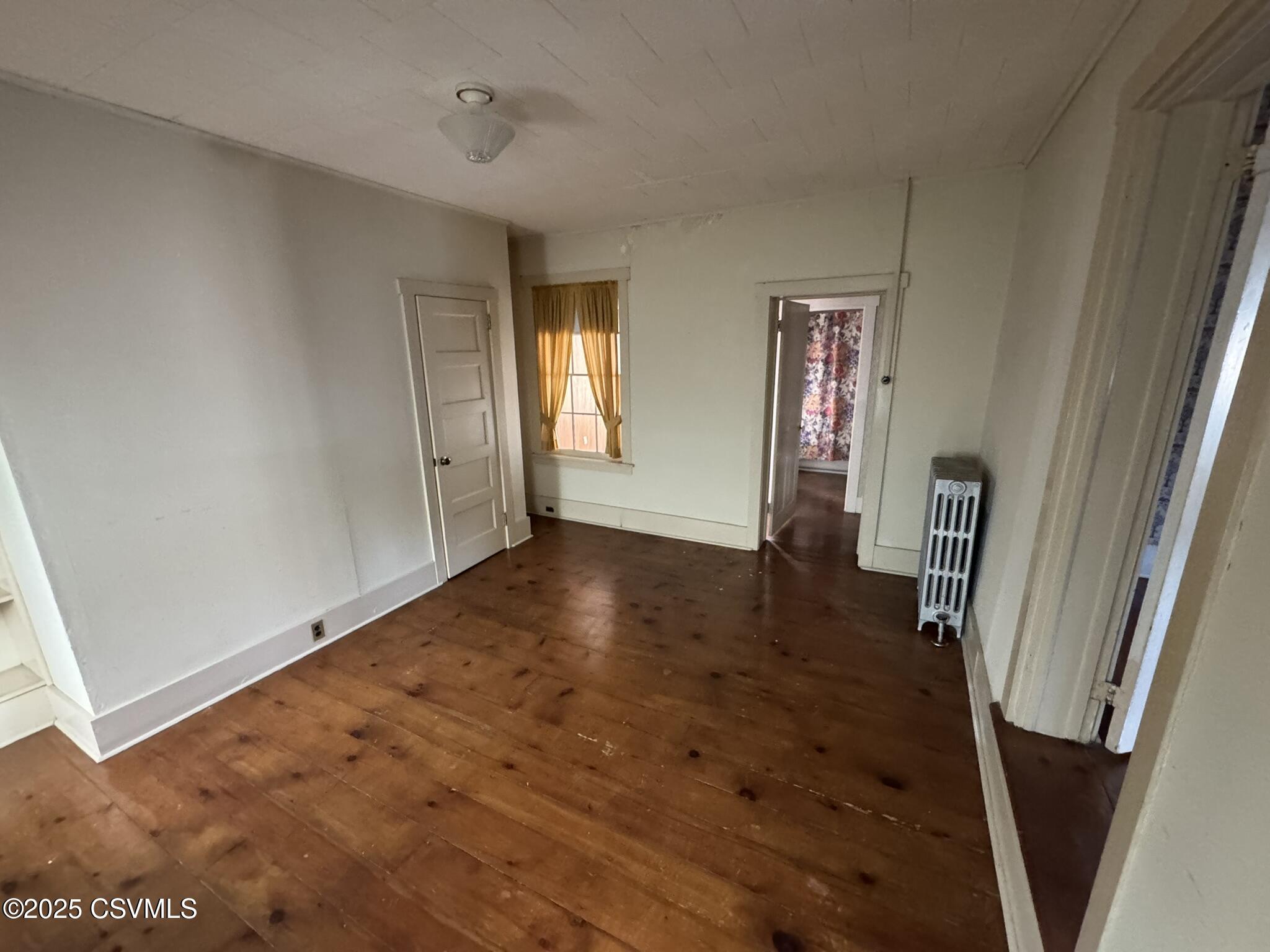 127 N 3RD Street