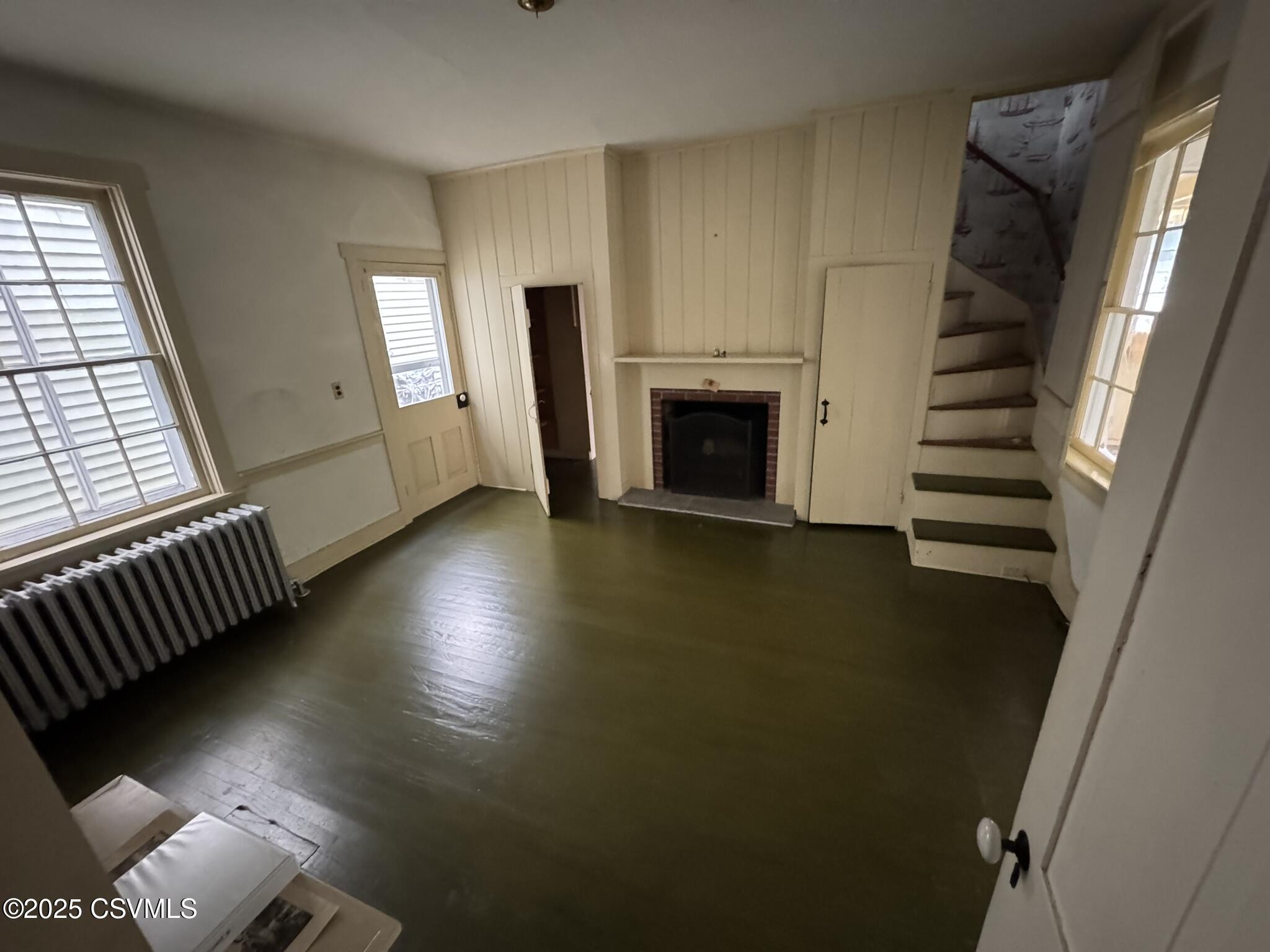 127 N 3RD Street