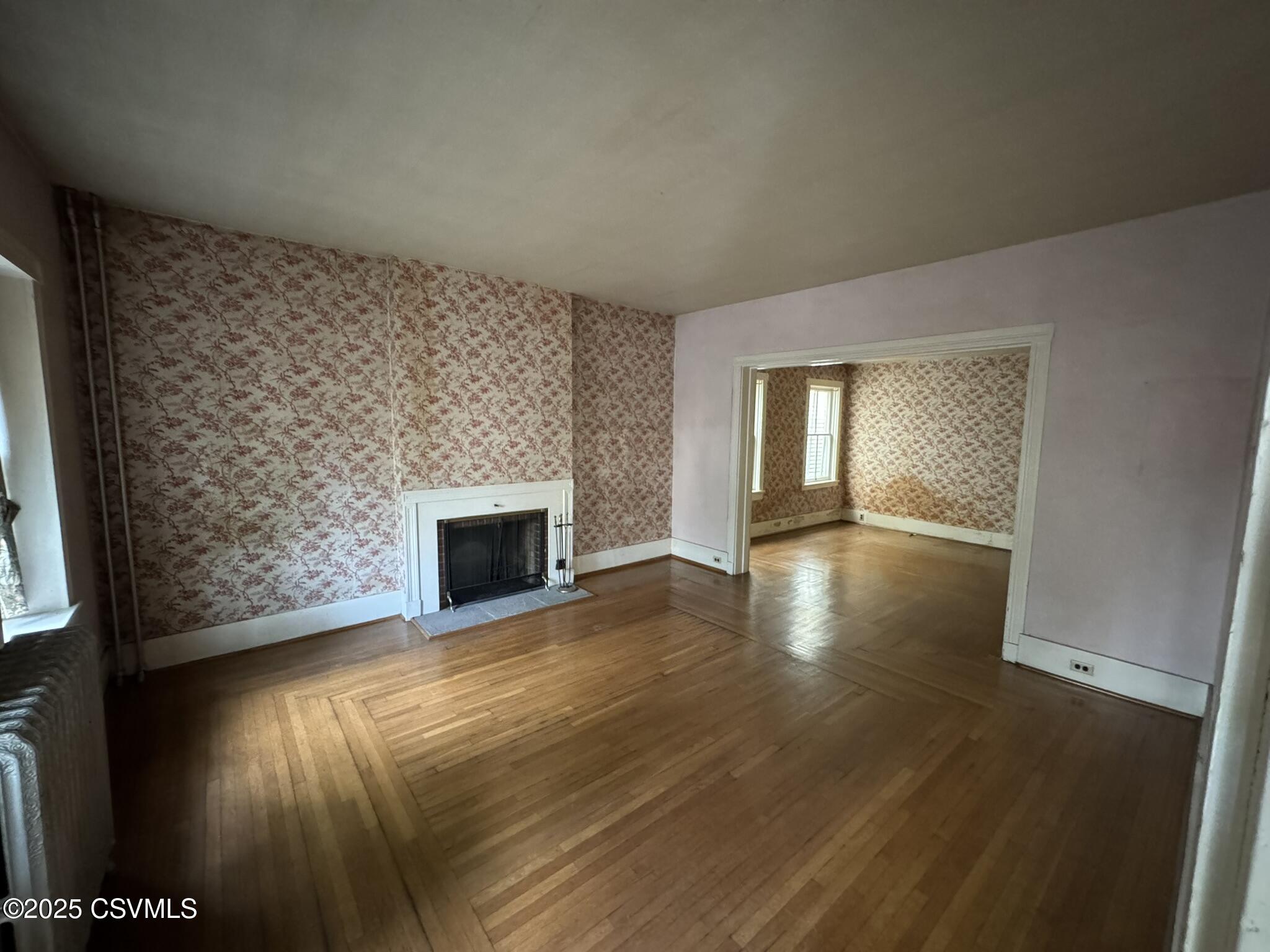 127 N 3RD Street