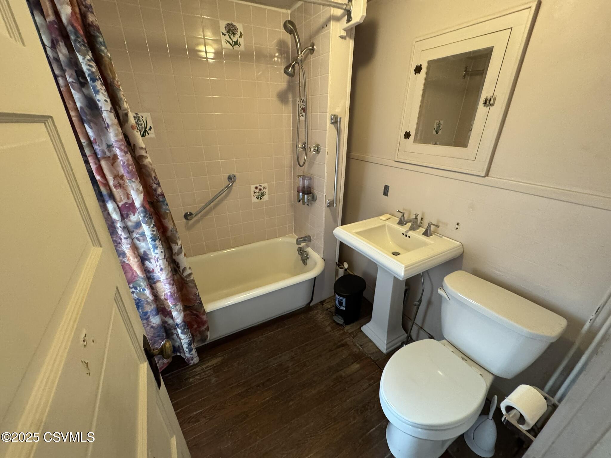 127 N 3RD Street