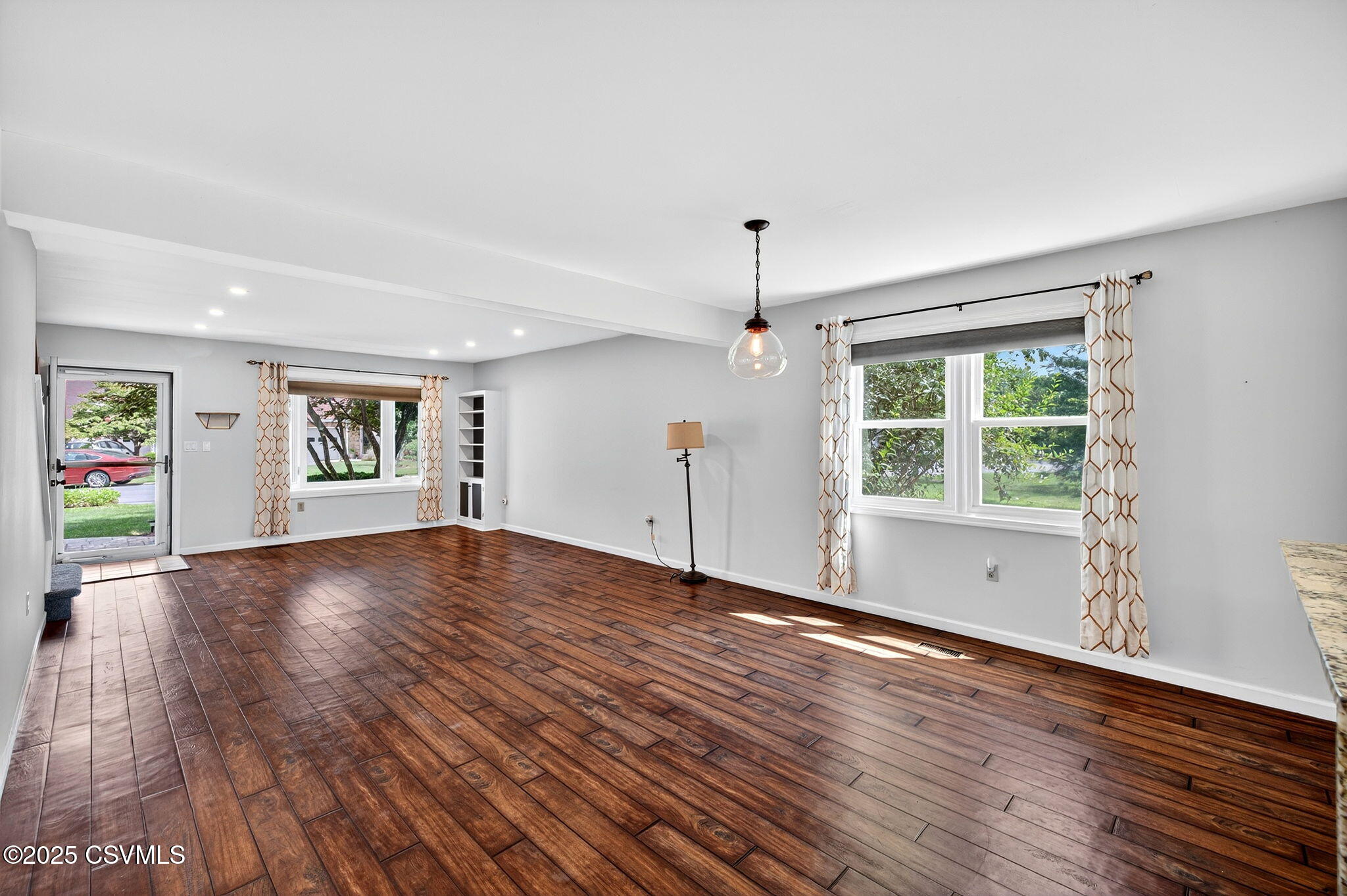 209 BIRCHTREE Lane