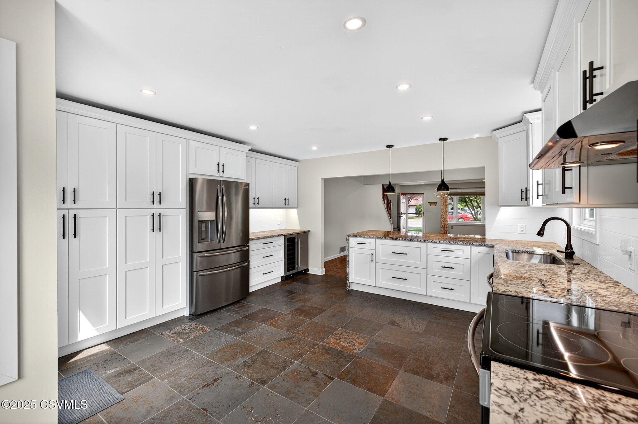 209 BIRCHTREE Lane