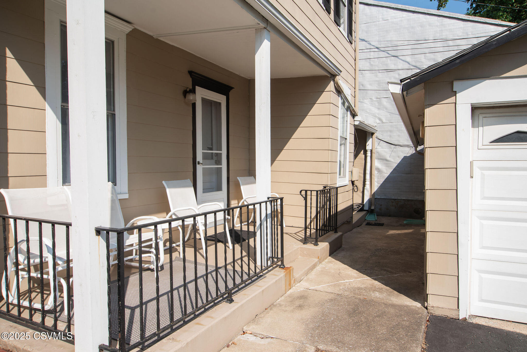 420 ST JOHN Street