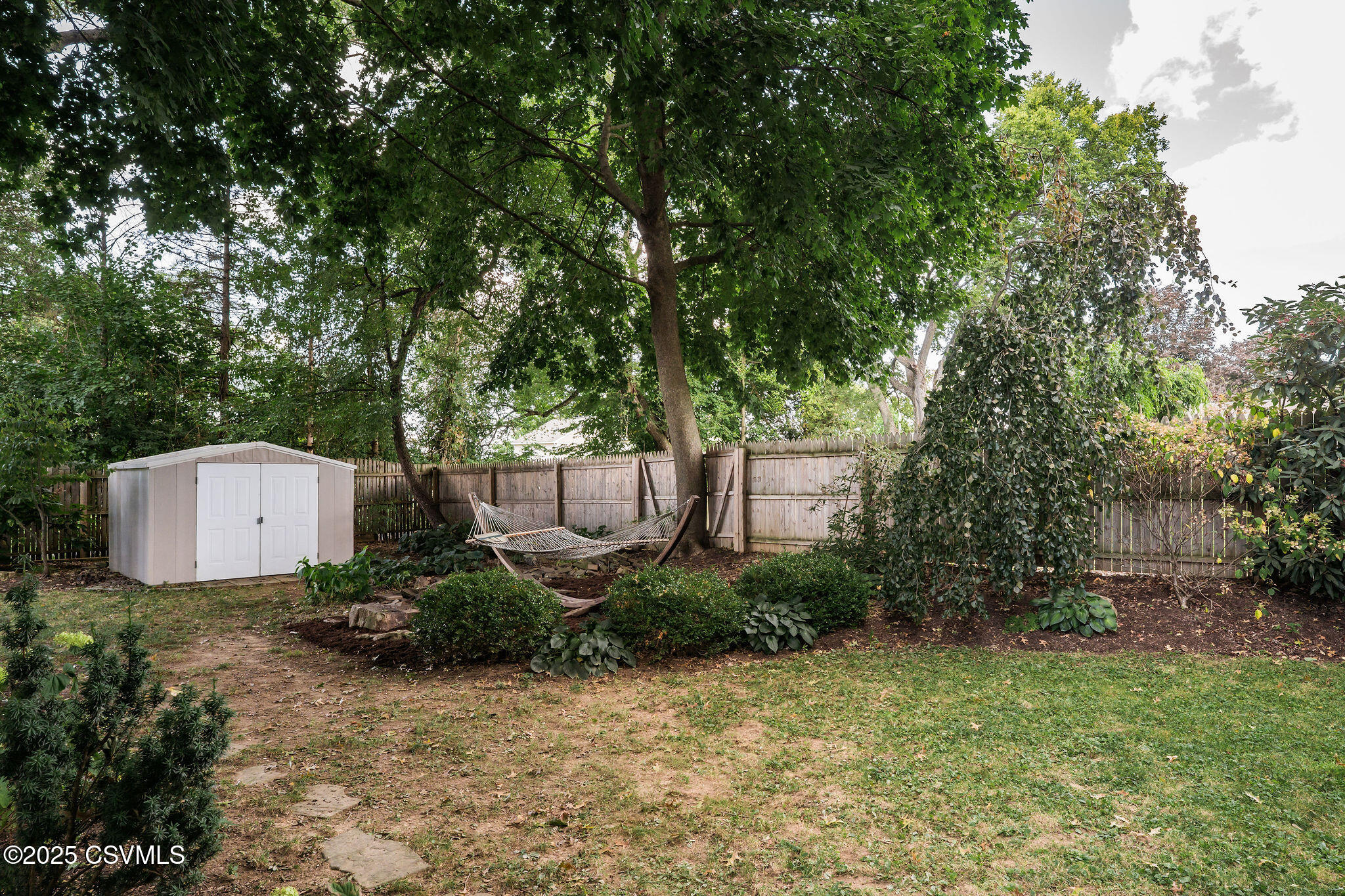 620 IKELER Street