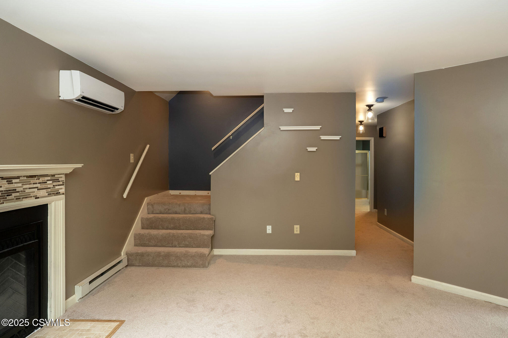 672 6TH Street