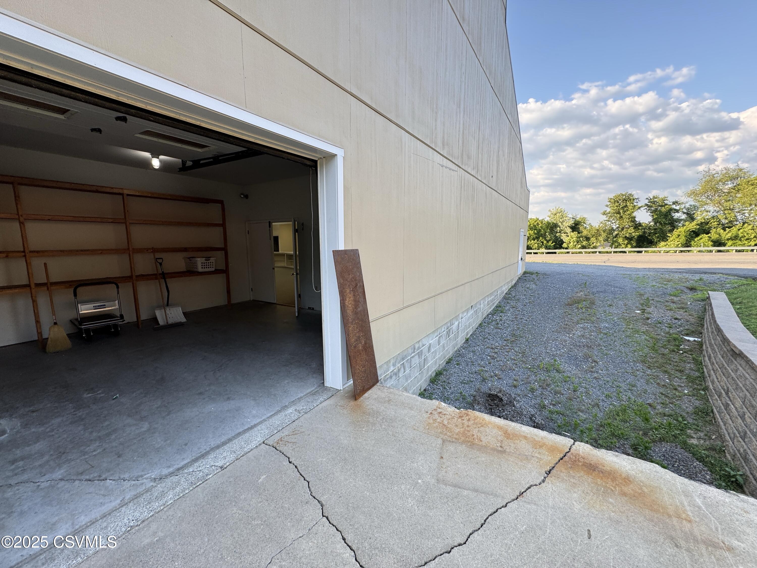 1689 WESTBRANCH Highway