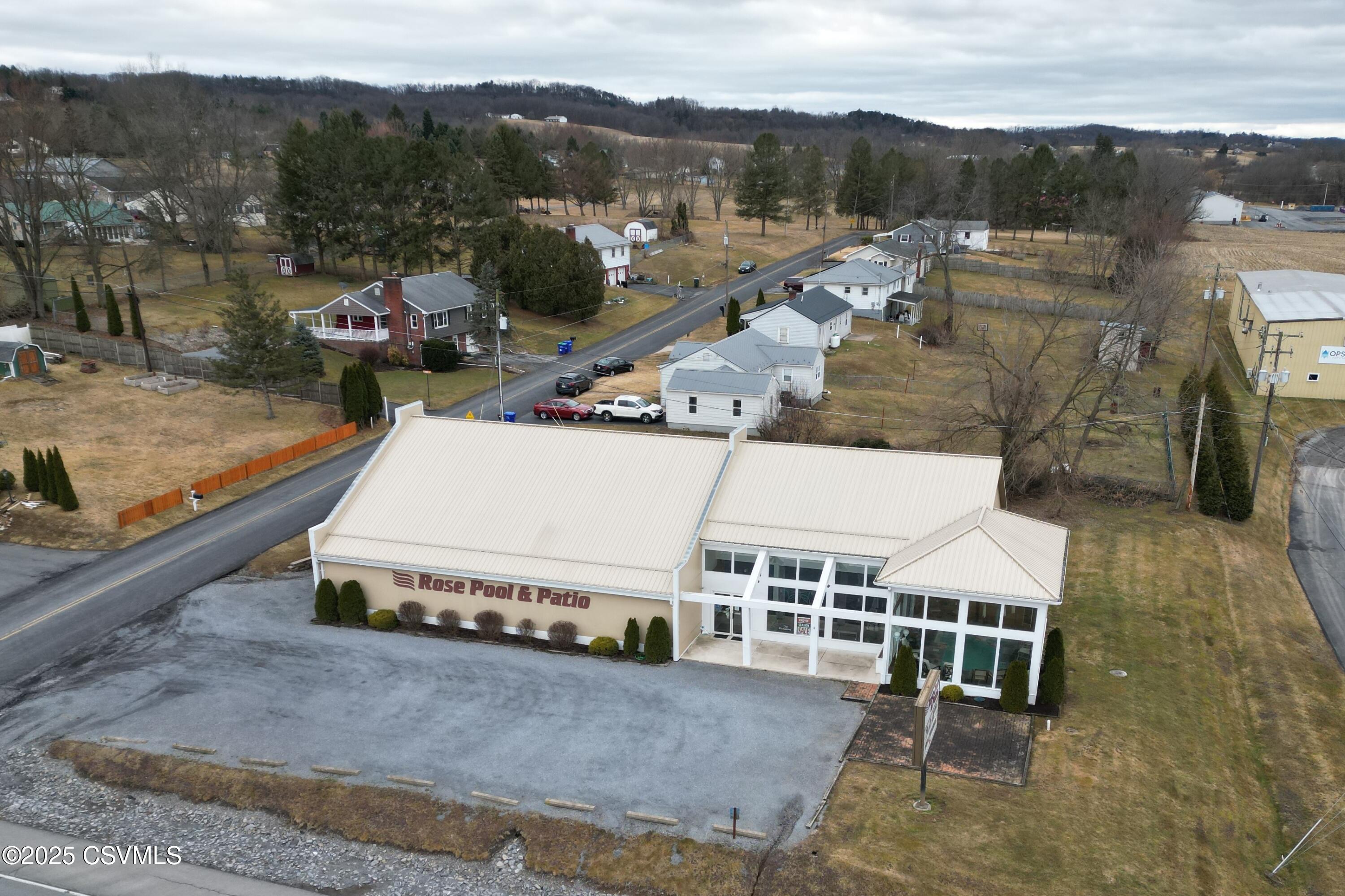 1689 WESTBRANCH Highway