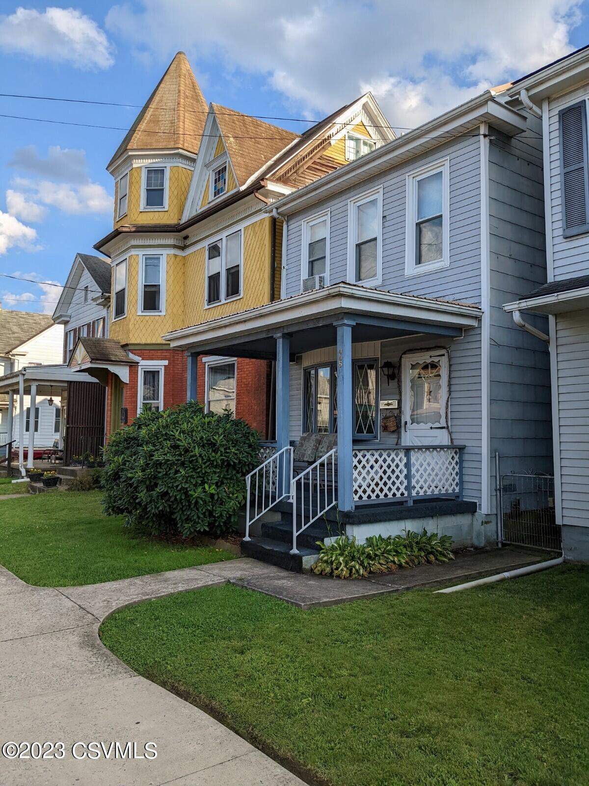 449 RACE Street