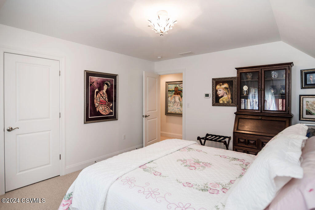 143 GLENCOE Road