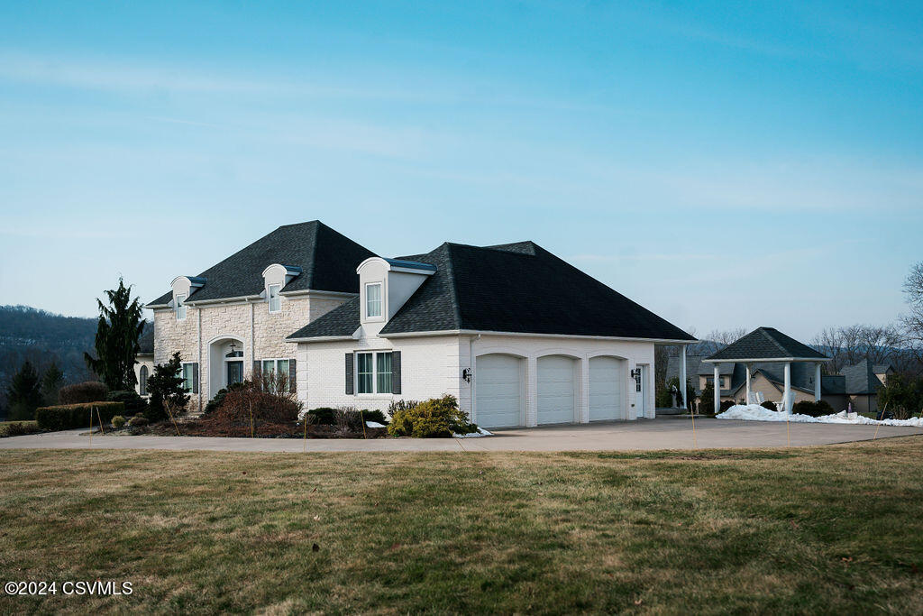 143 GLENCOE Road