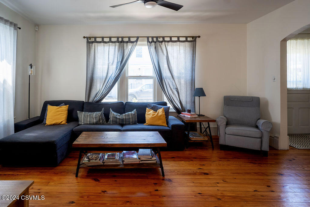 124 N FRONT Street